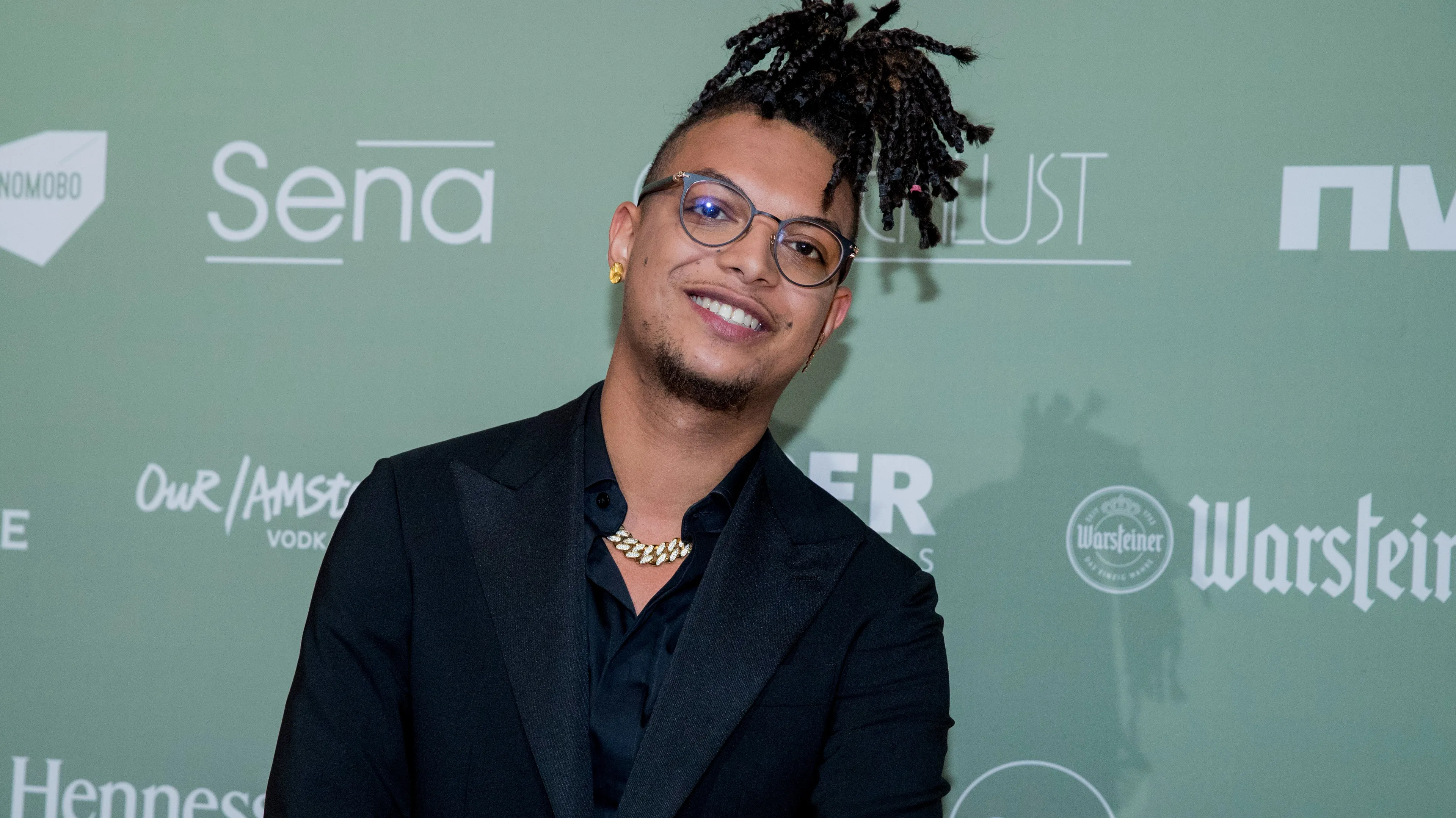 Theatertour Ronnie Flex gecanceld om deze reden