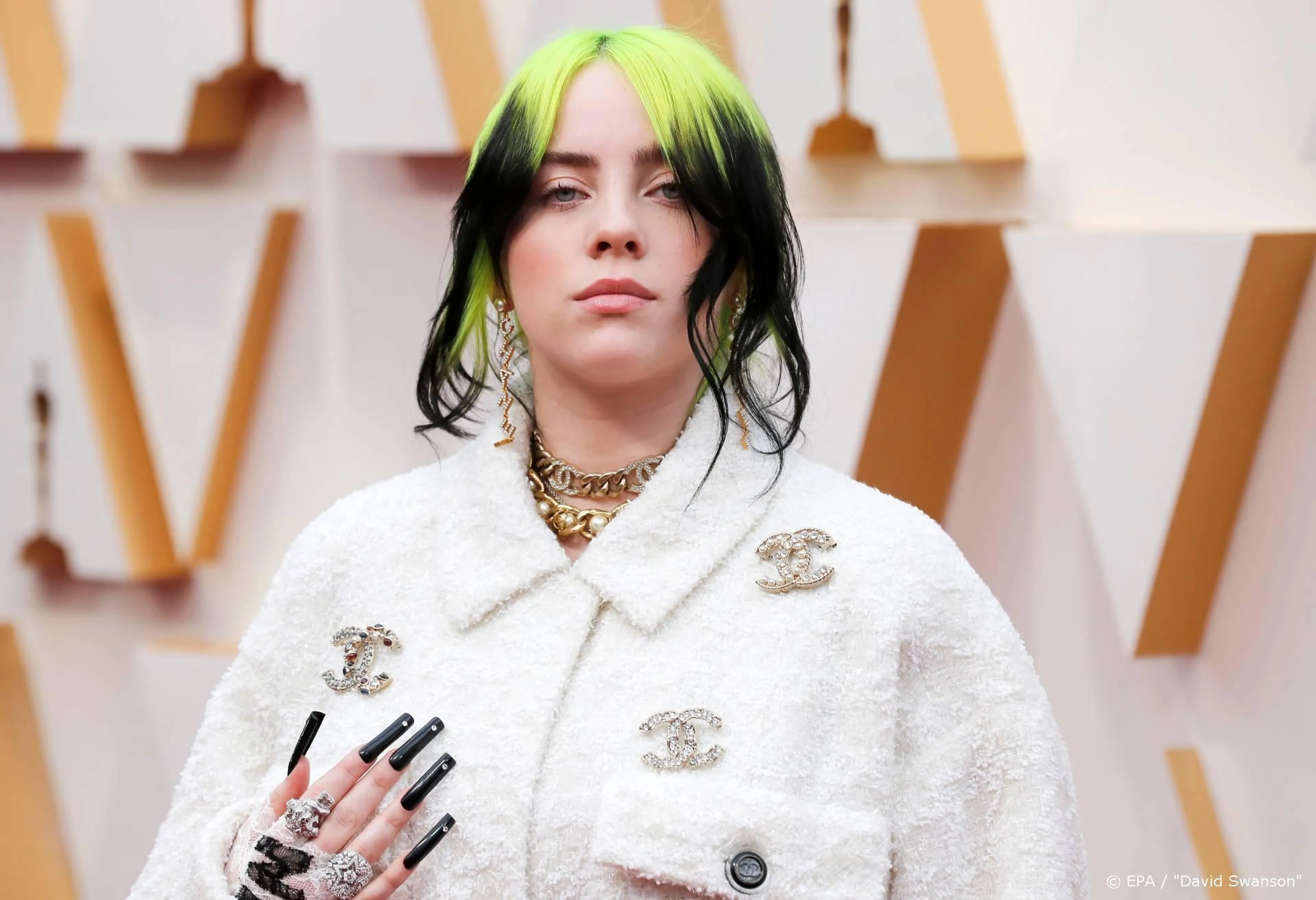 Billie Eilish vindt sociale isolatie heerlijk