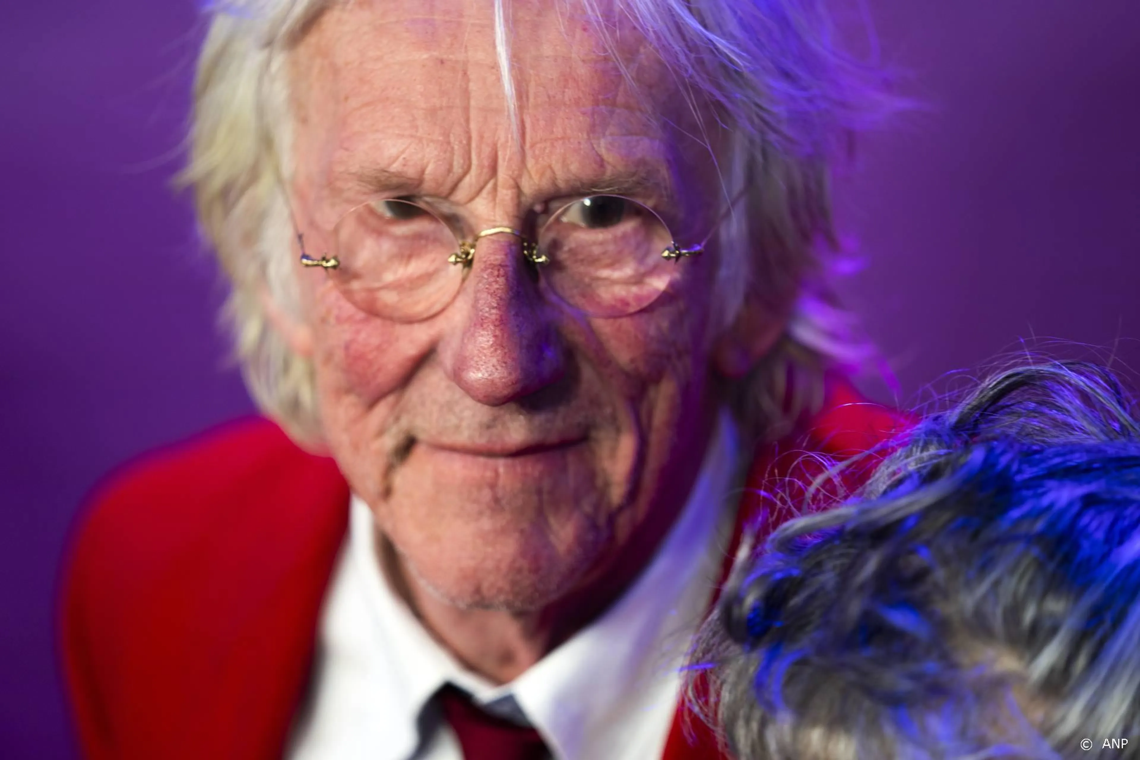 Freek de Jonge geveld door corona, annuleert shows