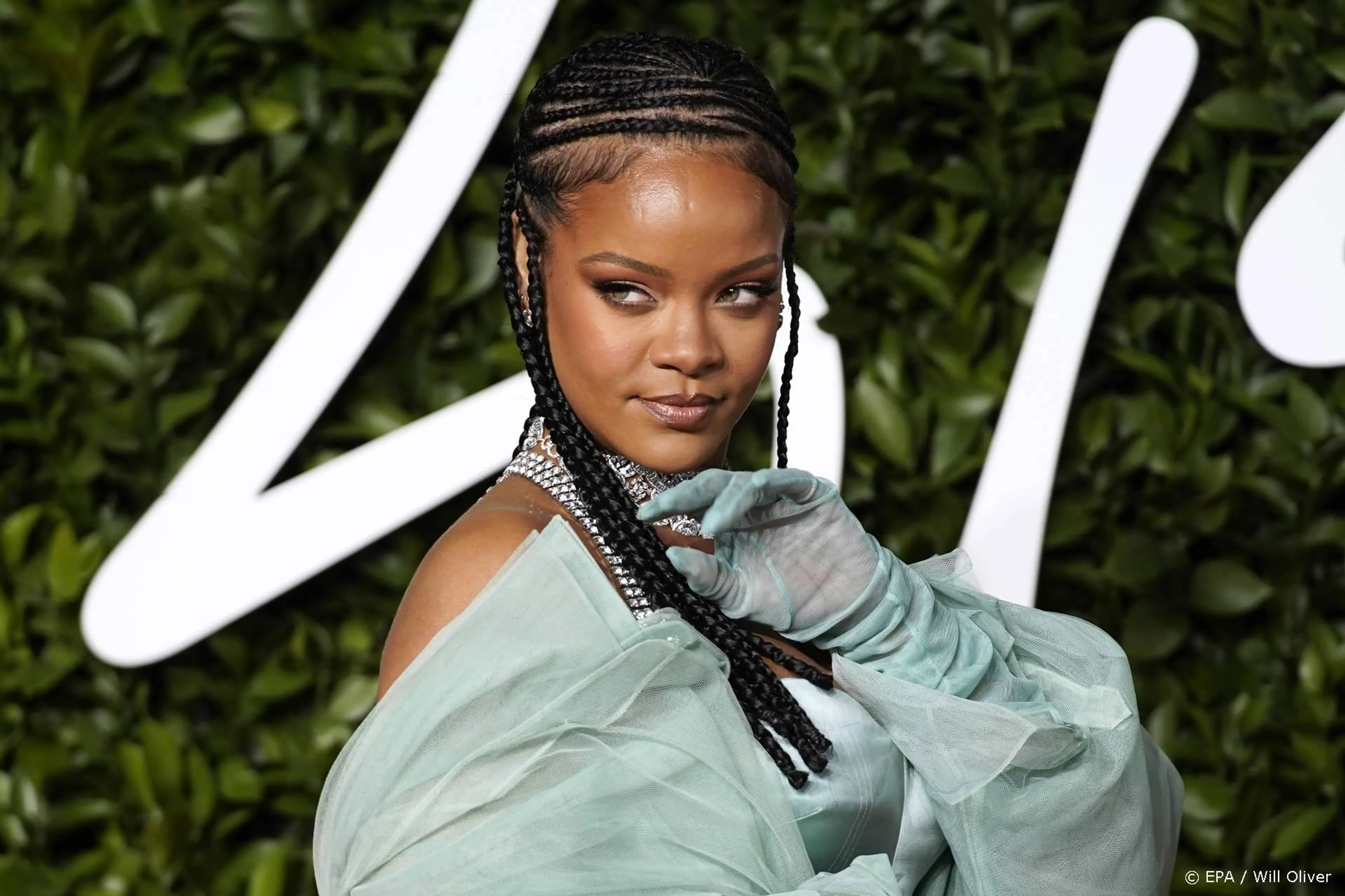 Rihanna doneert 15 miljoen dollar voor klimaatslachtoffers