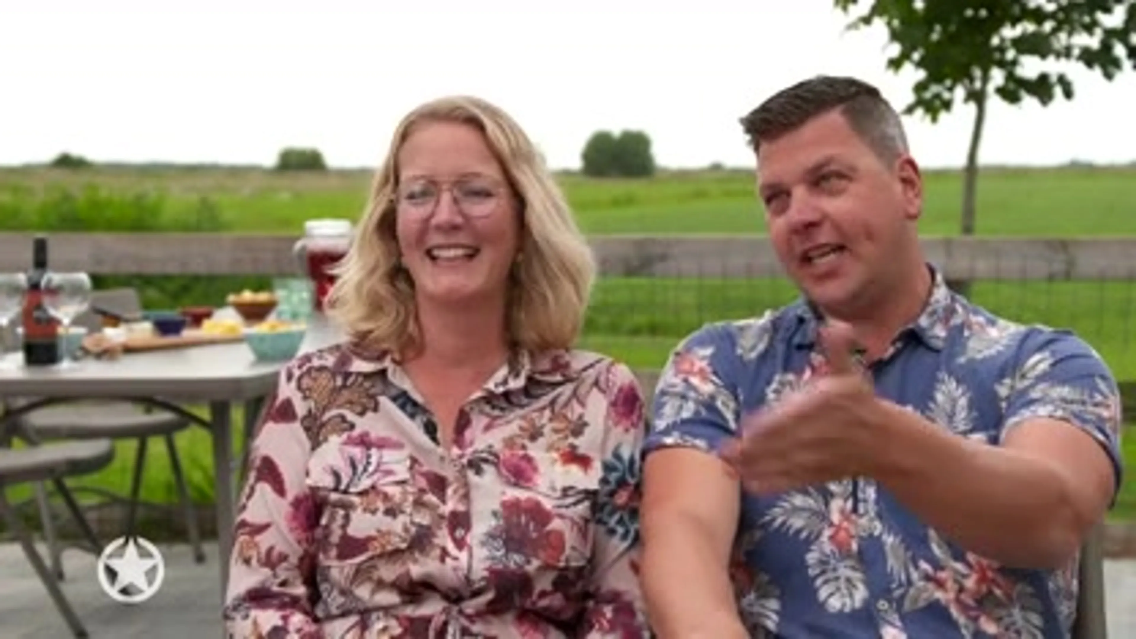 Familie Pos legt volgers erin: Breuk blijkt grap!