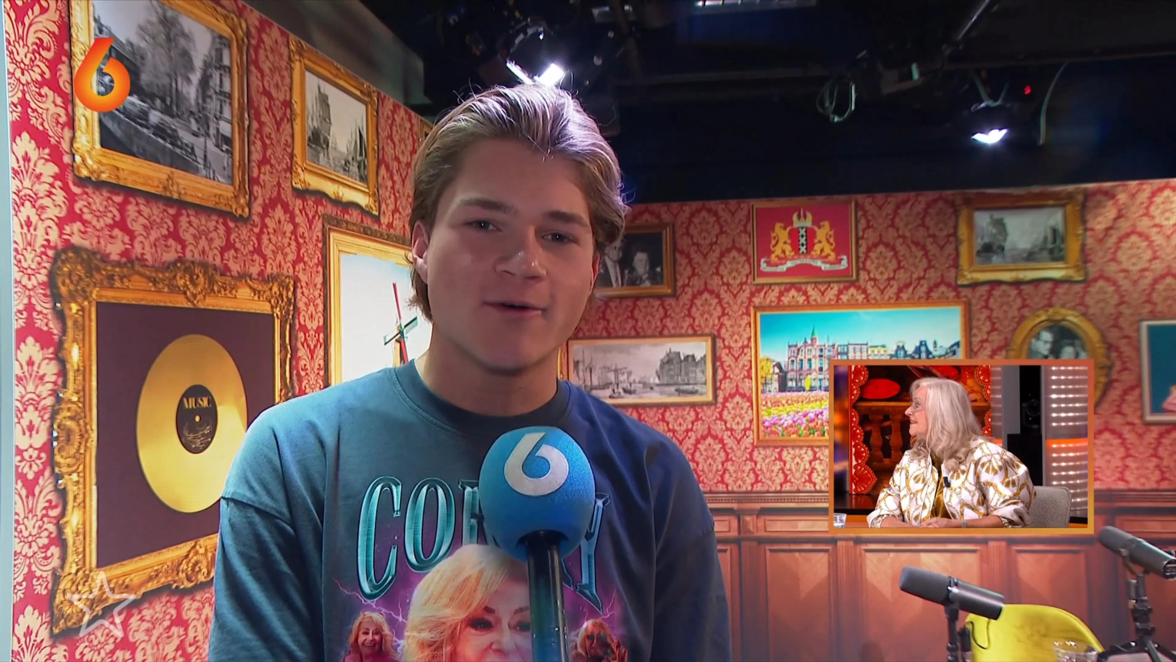 Samuel Welten verrast Corry Konings met bijzonder t-shirt