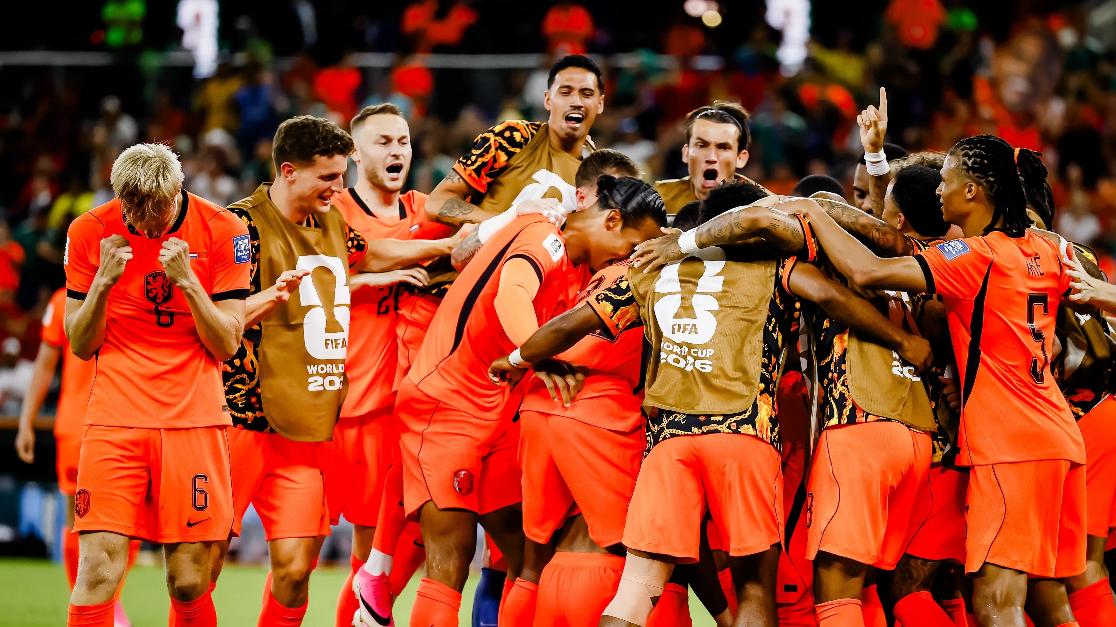 Cody Gakpo schrijft WK-geschiedenis met één van de meest emotionele WK-momenten ooit