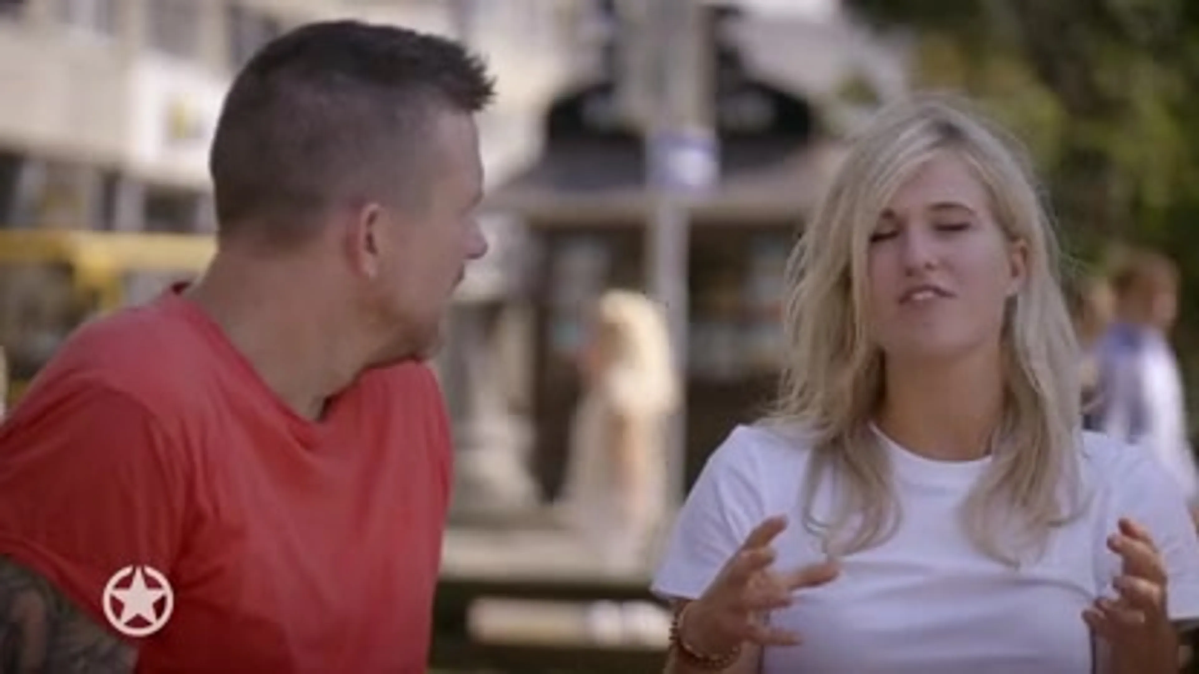 Britt Dekker openhartig in nieuwe Waar is de Mol