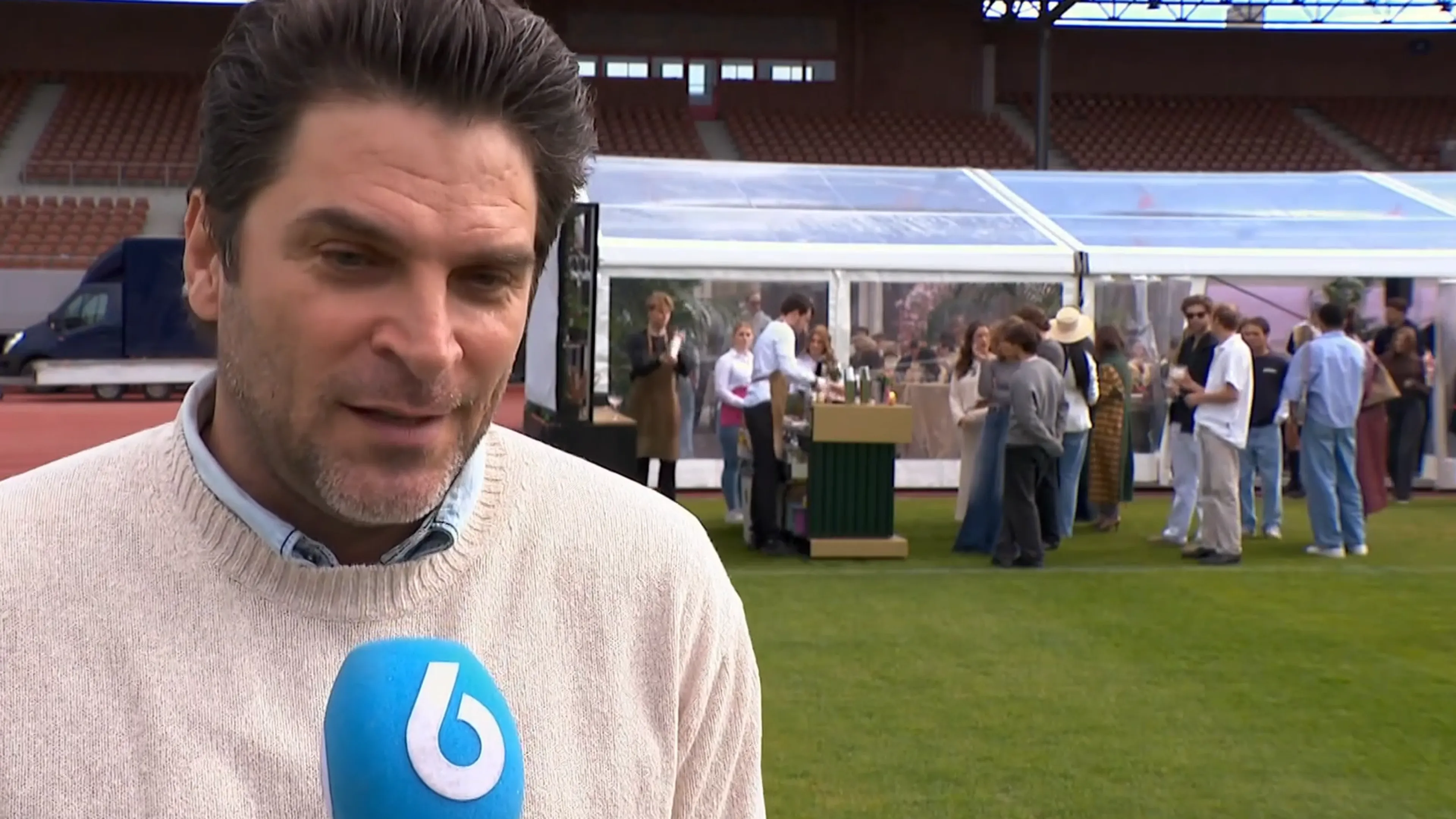 Xander reageert op grote kritiek op zijn zoon