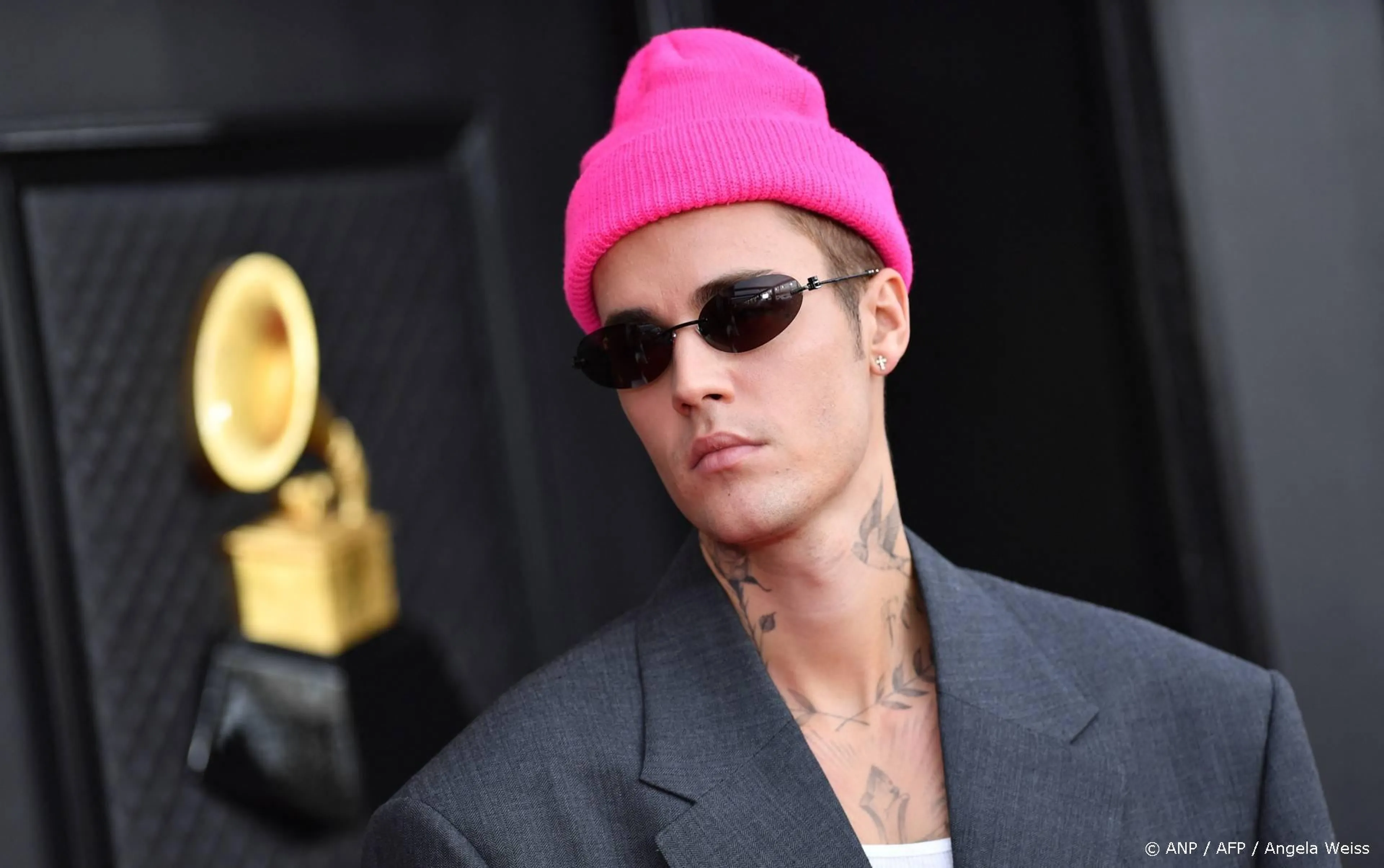 Ook Justin Bieber op podium tijdens halftimeshow WK voetbal