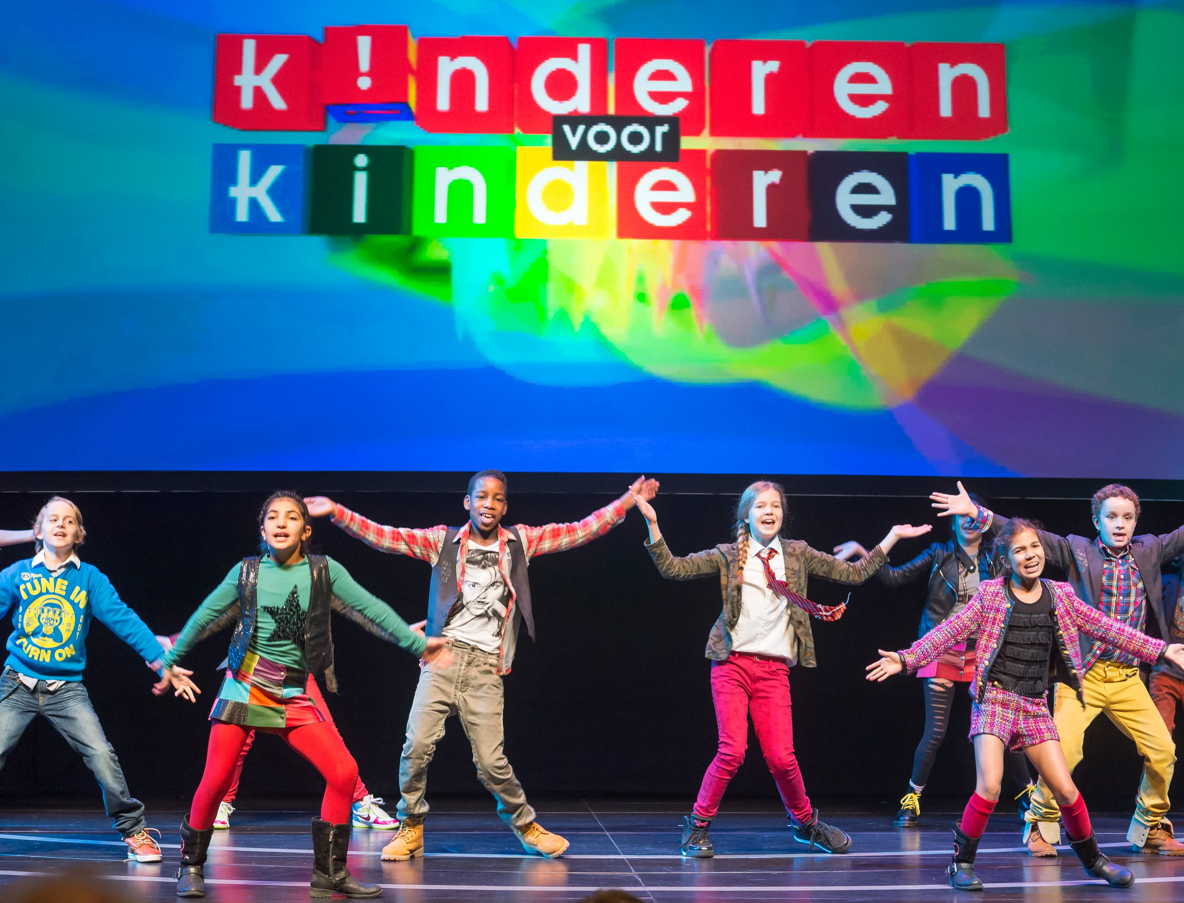 Deze zanger zat ooit bij Kinderen voor Kinderen