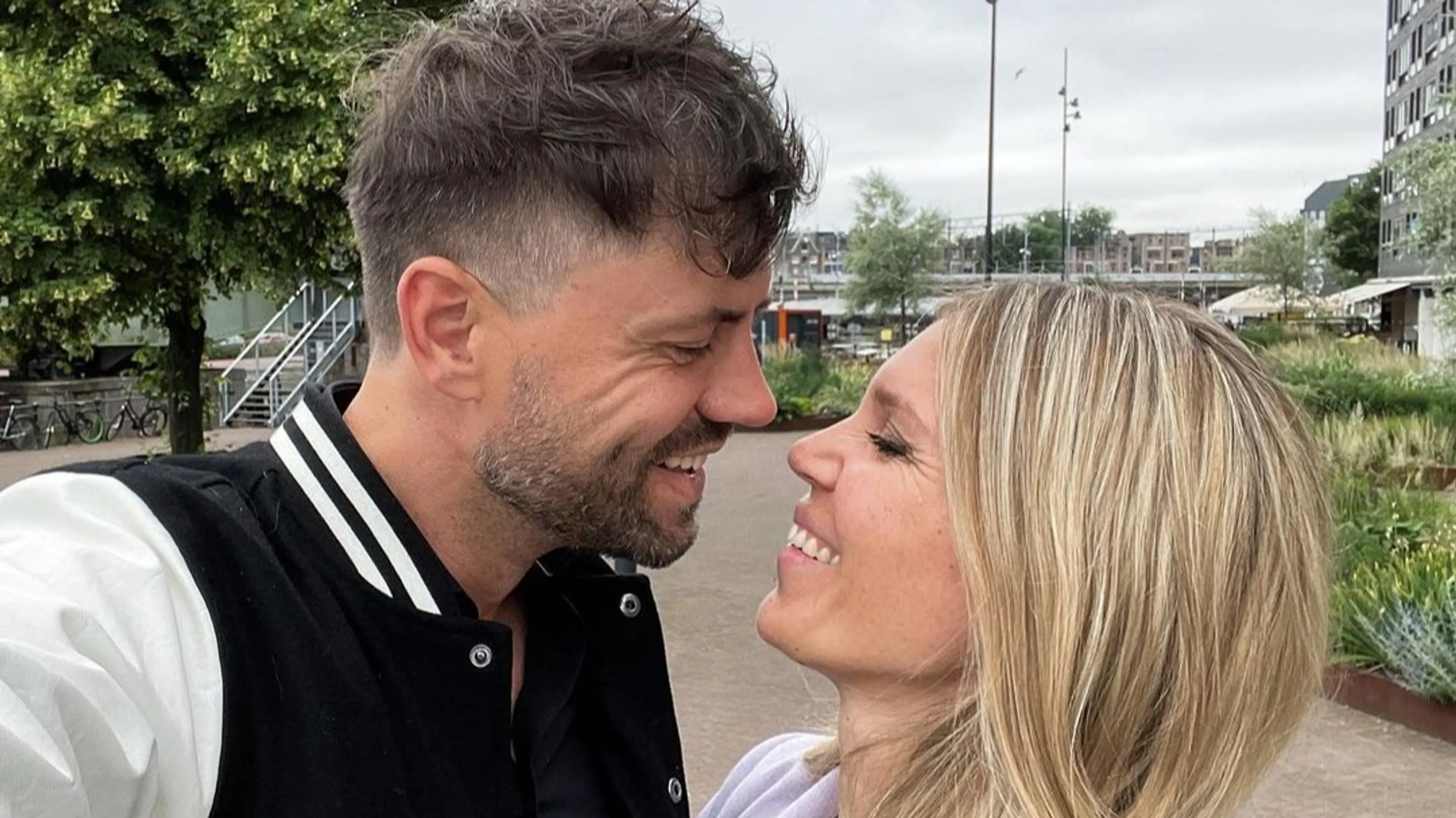 Annemarie Keizer emotioneel: weg naar 2e zwangerschap ging veel moeizamer