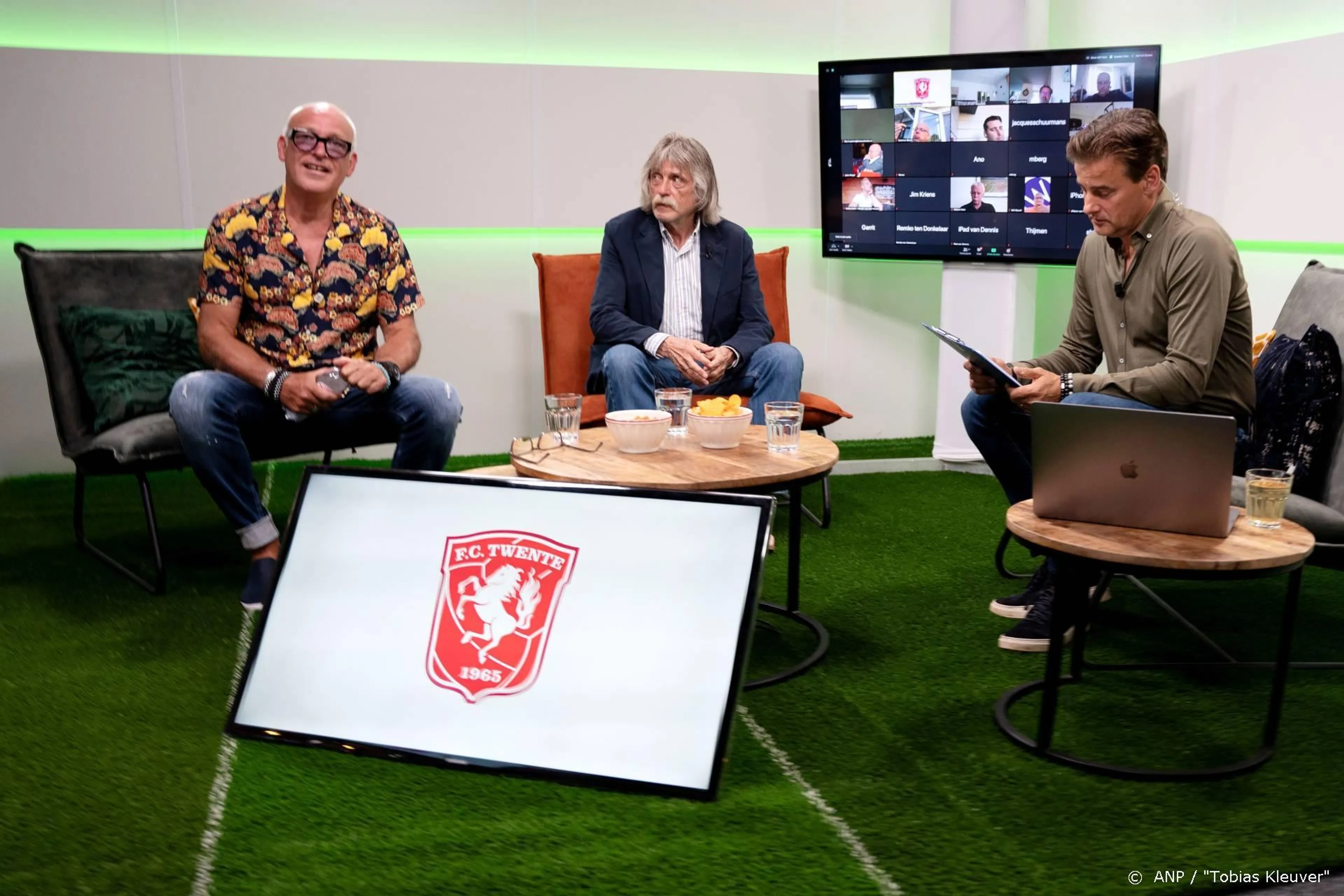 Mannen van Veronica Inside toch bijeen voor praatprogramma