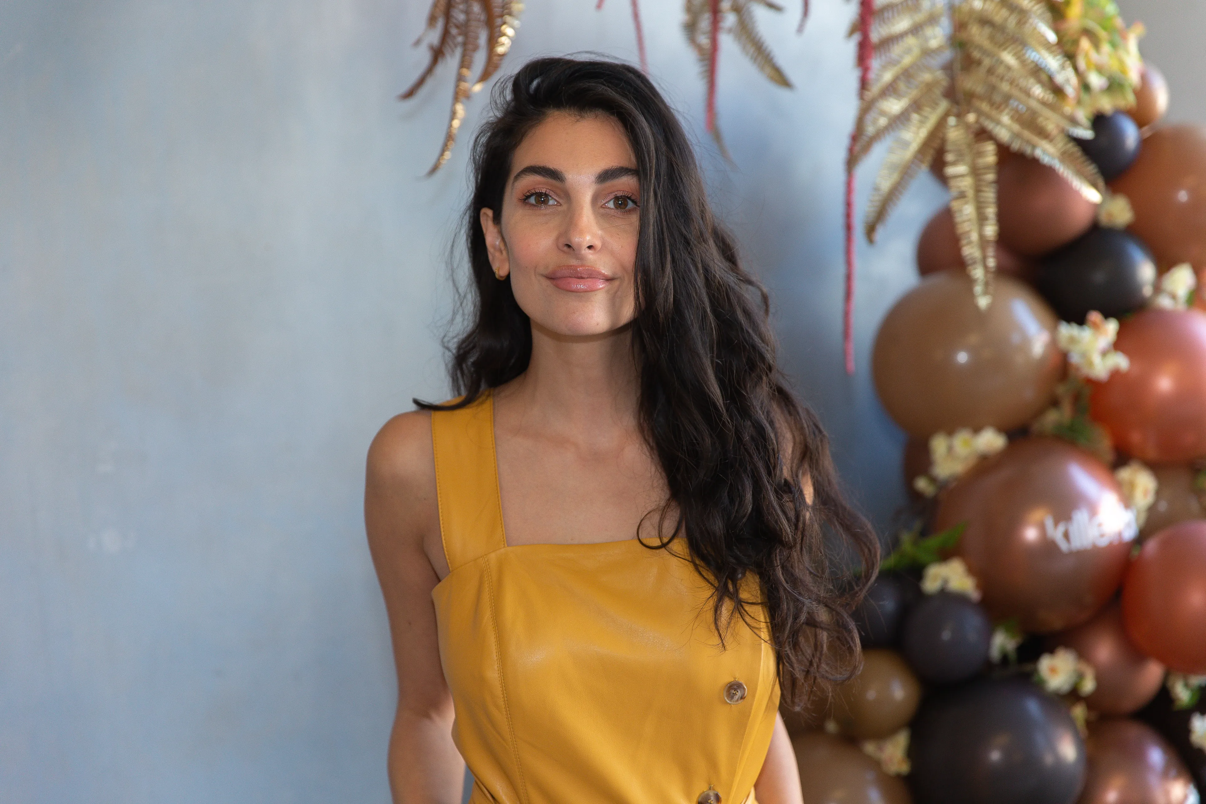 ZIEN: Anna Nooshin verbluft volgers met nieuwe look