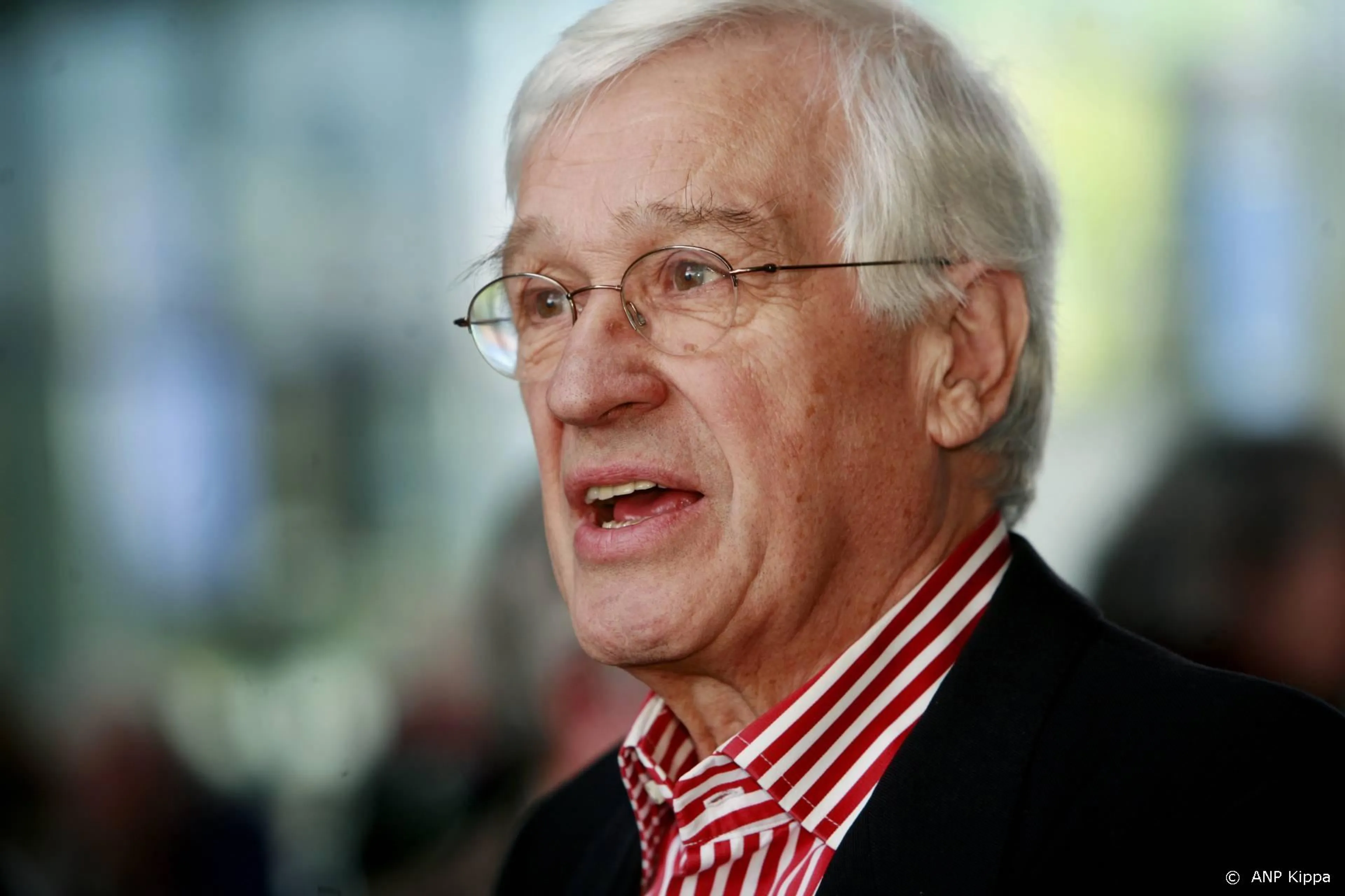 Zanger en acteur Dick Rienstra overleden