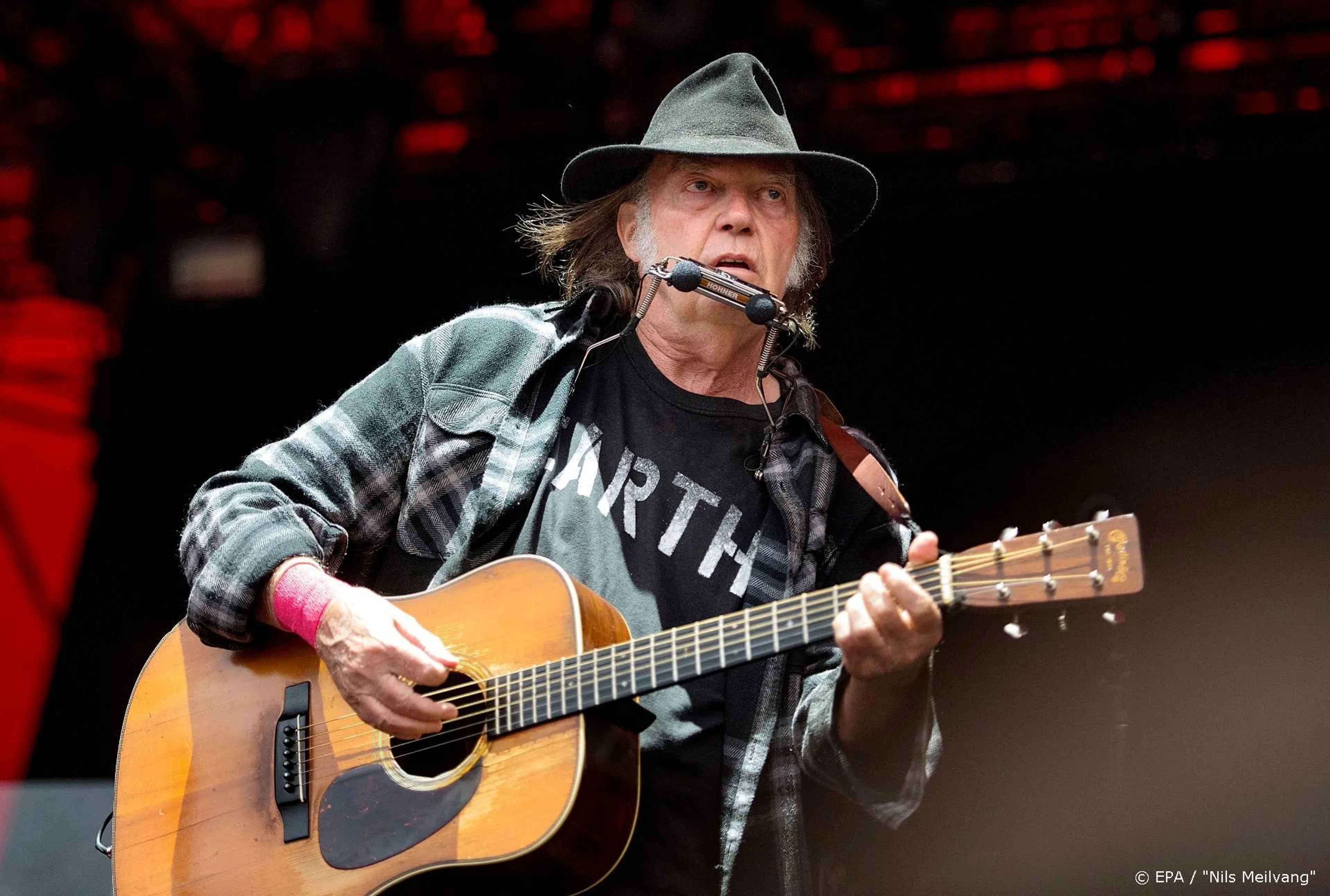 Neil Young klaagt campagne Trump aan om gebruik van nummers