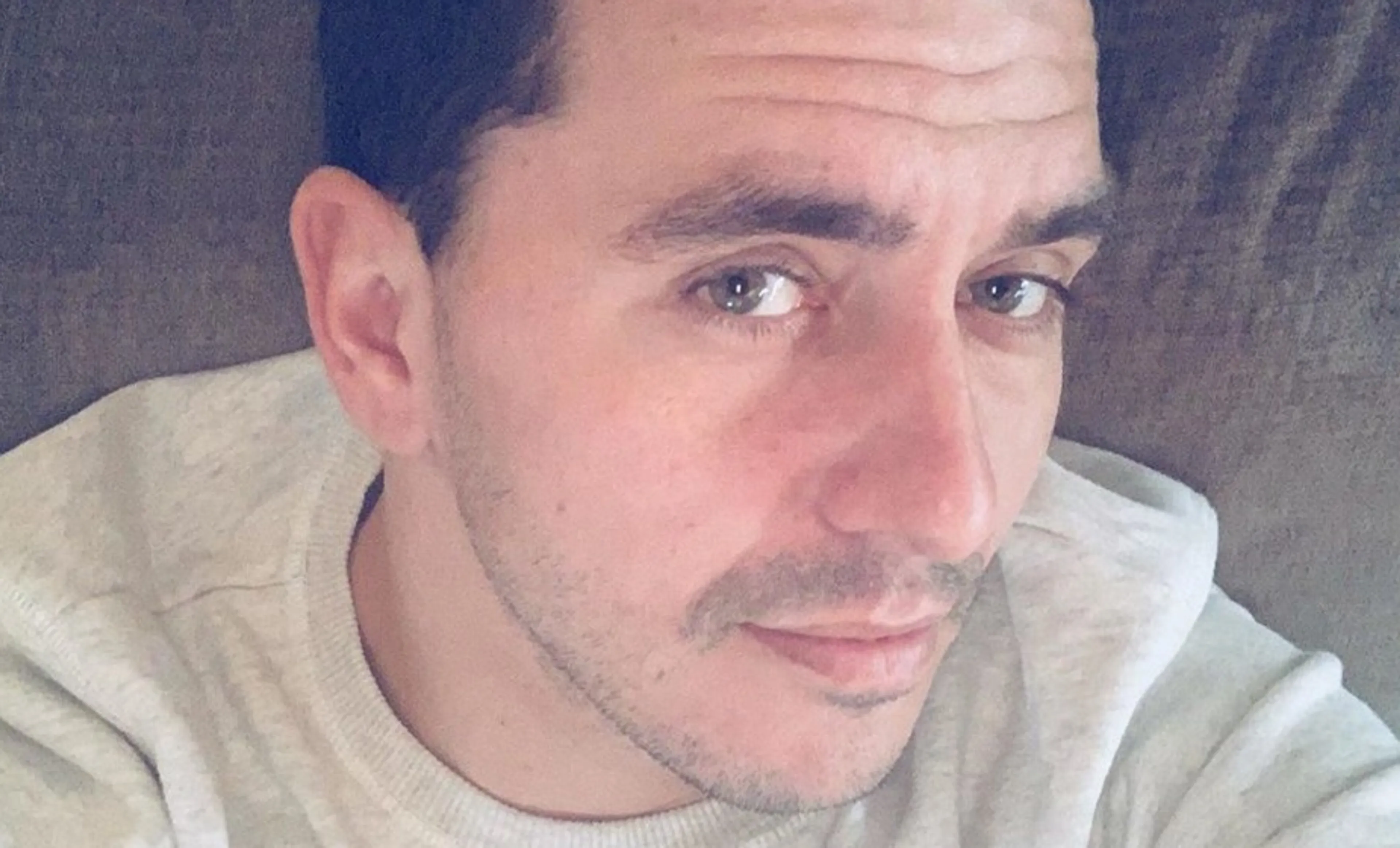 Emotioneel bericht Jan Smit na uitlekken kliniekopname