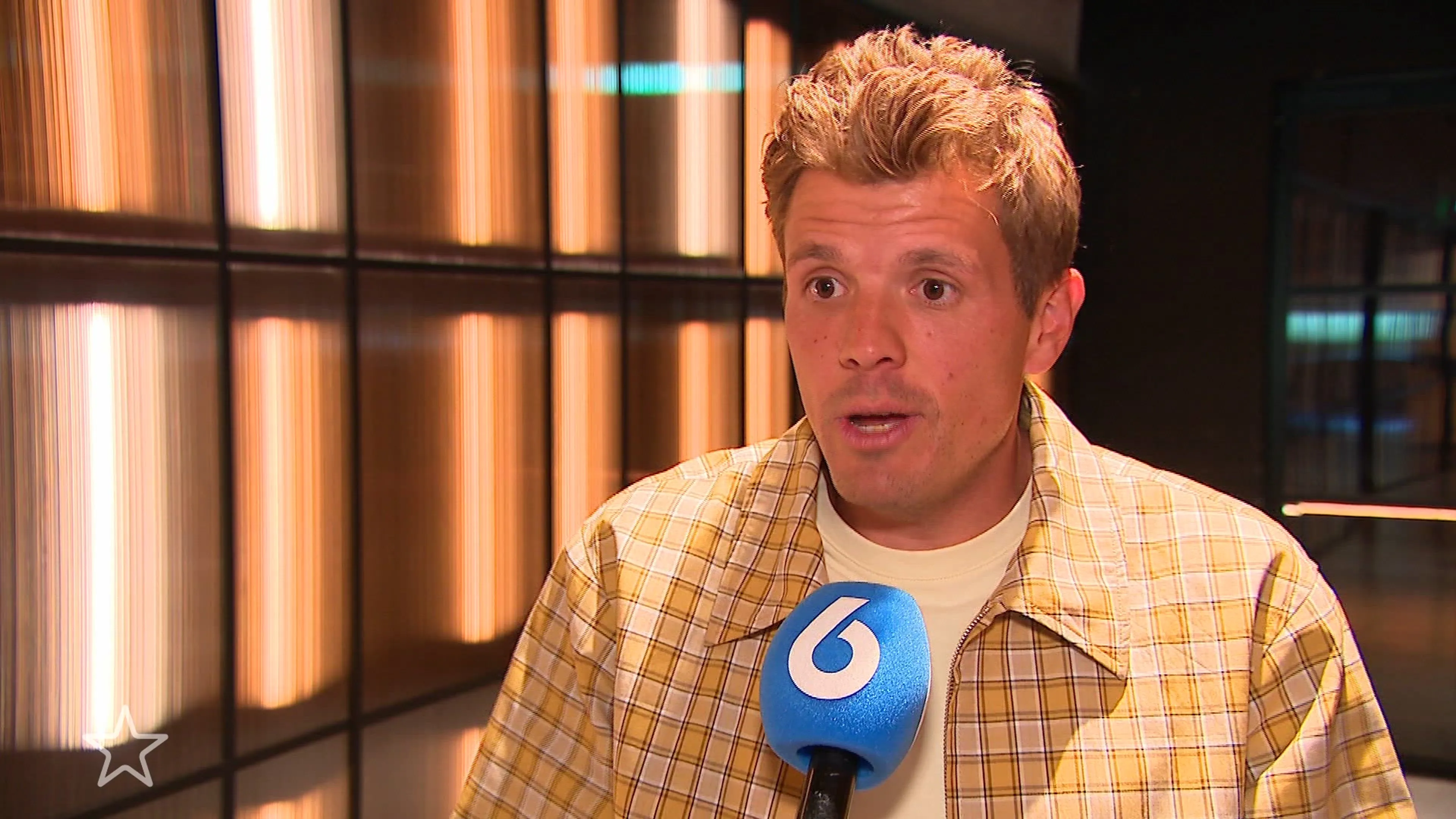 Zanger Jaap Reesema presenteert Sing With Me