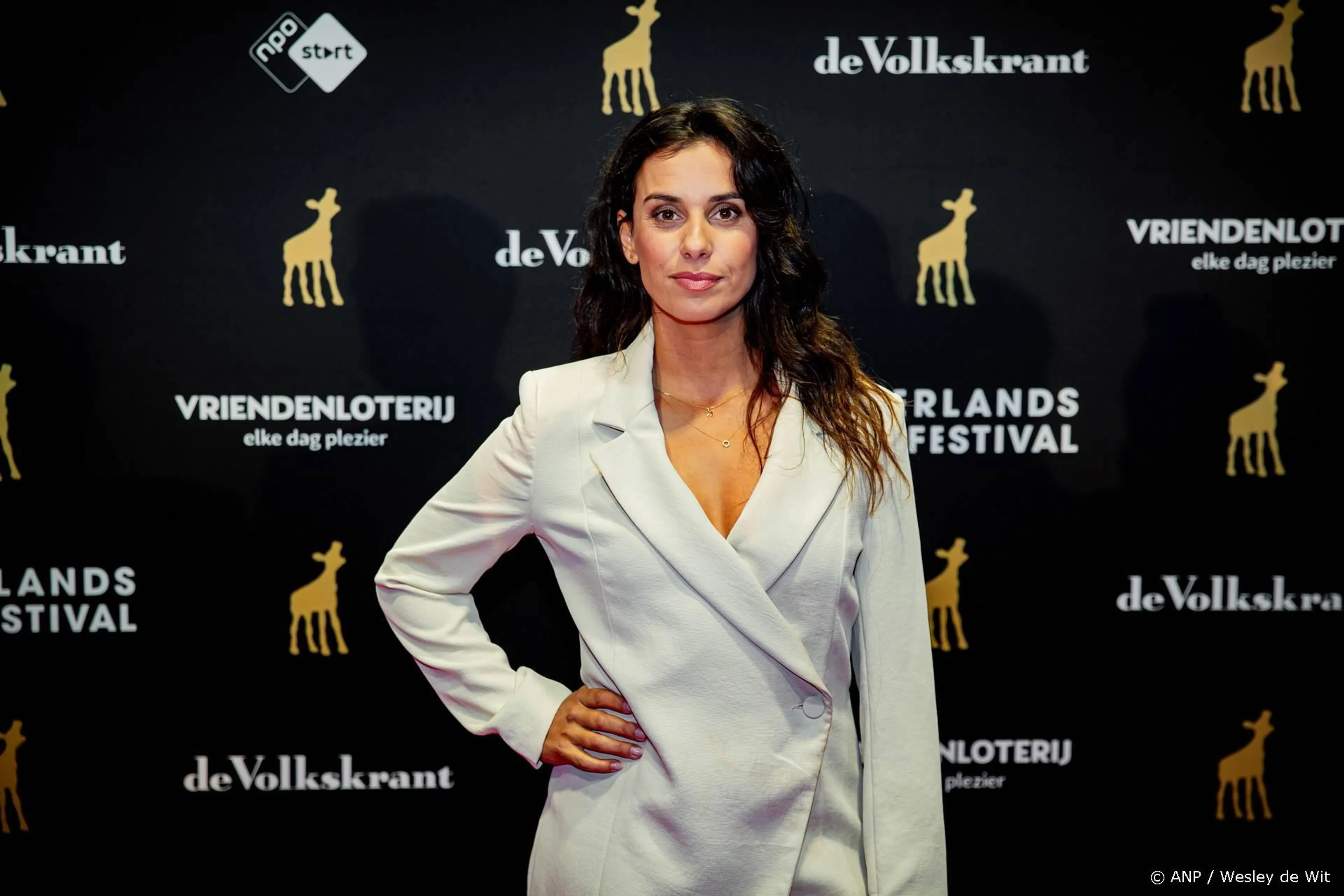 Flikken Rotterdam-actrice Ortál Vriend in verwachting van eerste kind