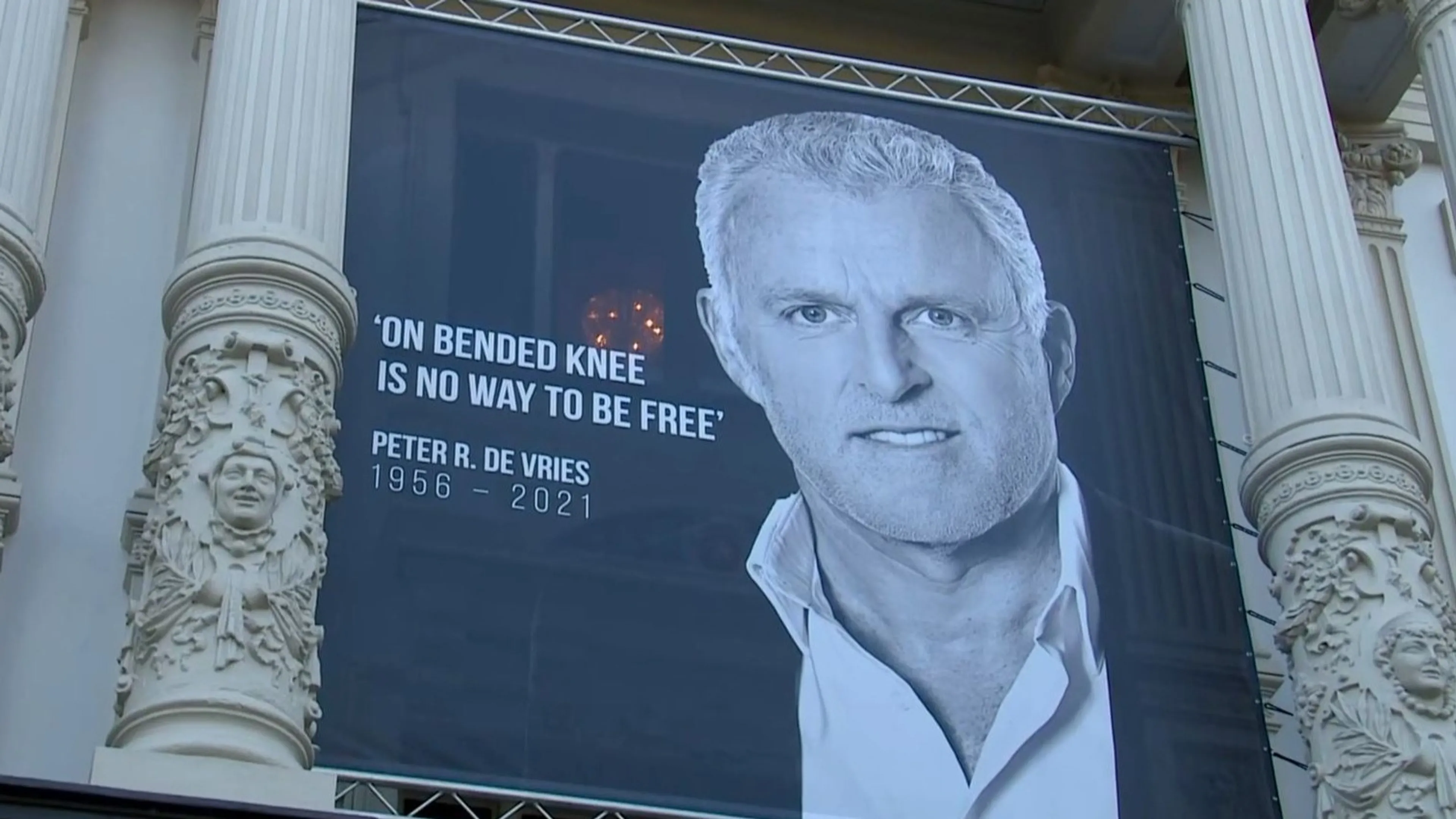 Amstelveen staat open voor toekennen straatnaam Peter R. de Vries