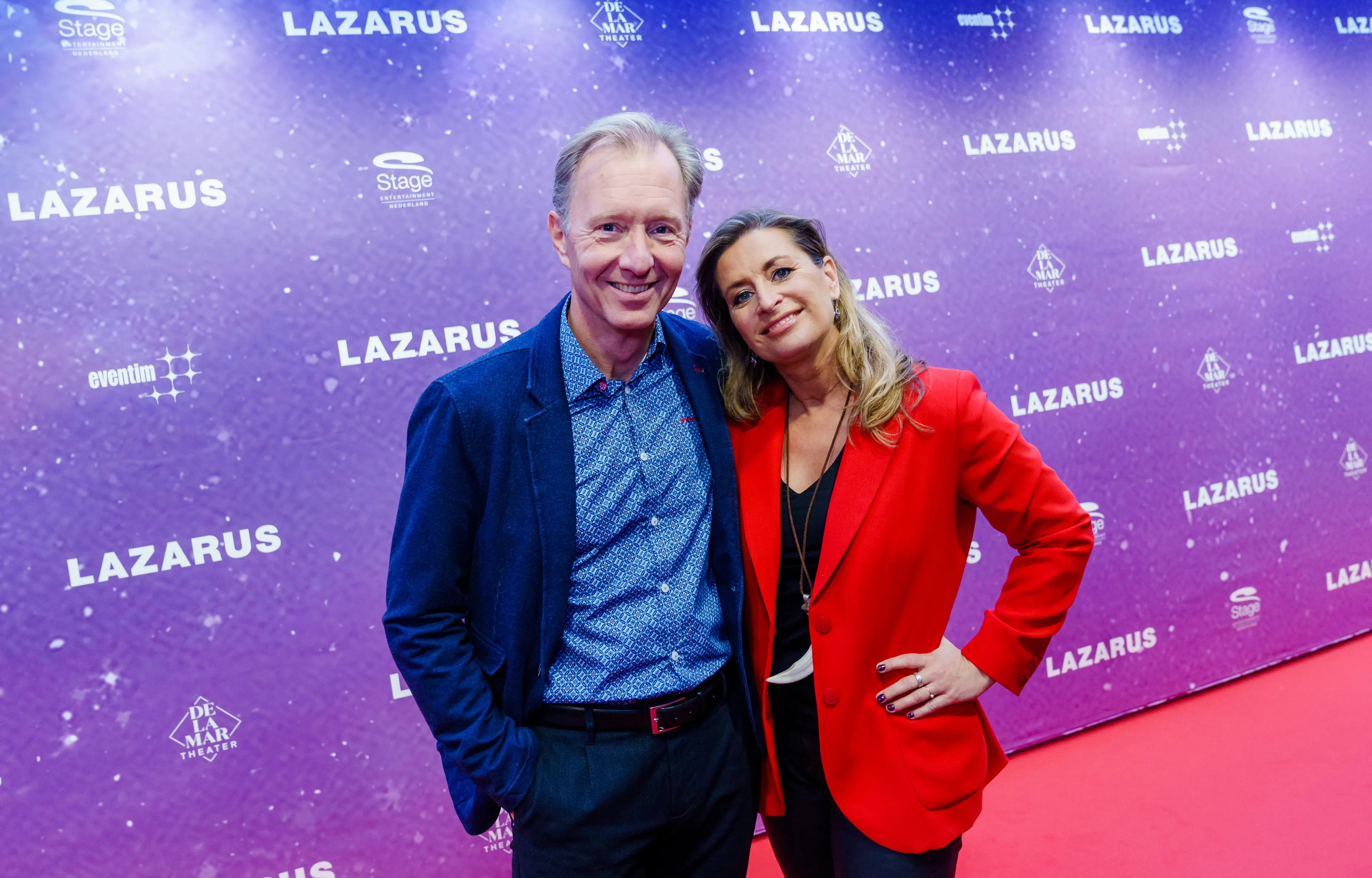 Rick Nieman 'apetrots' na nieuwe mijlpaal Sacha de Boer als fotografe: 'Glim van trots'