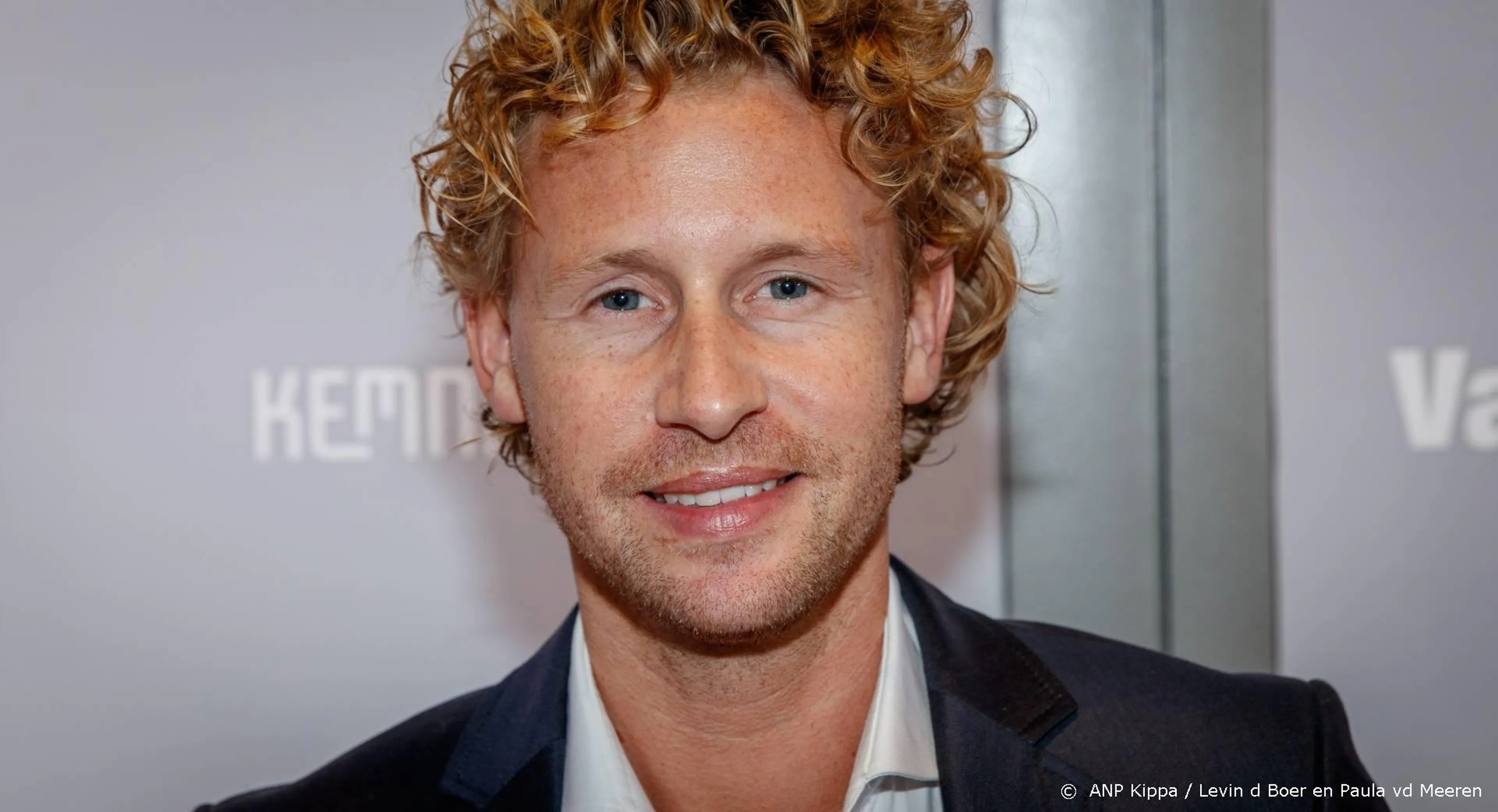 Ewout Genemans definitief nieuwe Verslaafd-presentator