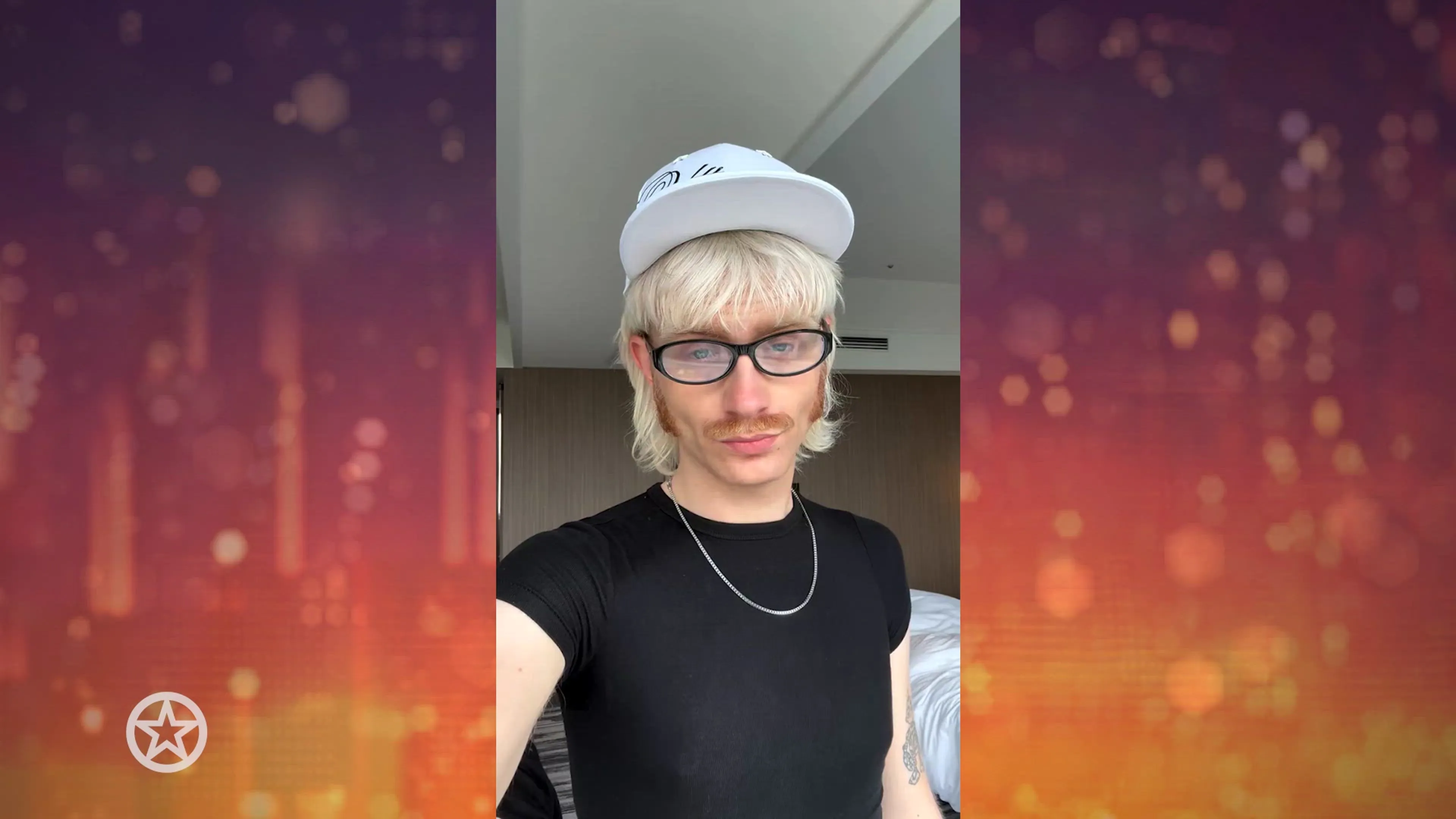 ZIEN: Joost Klein VERRAST met nieuwe look