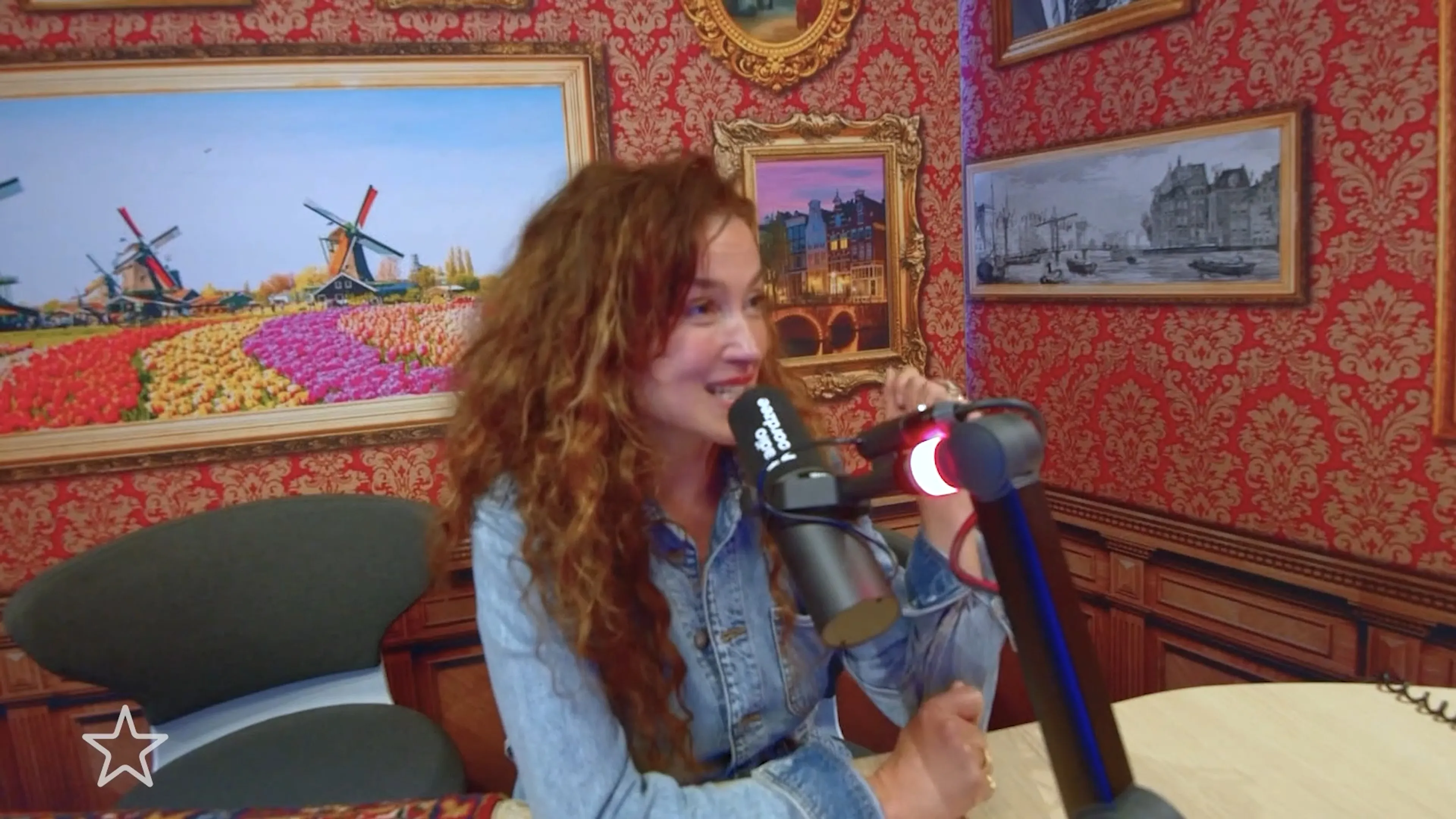 Katja Schuurman beschrijft versierpoging van Robbie Williams