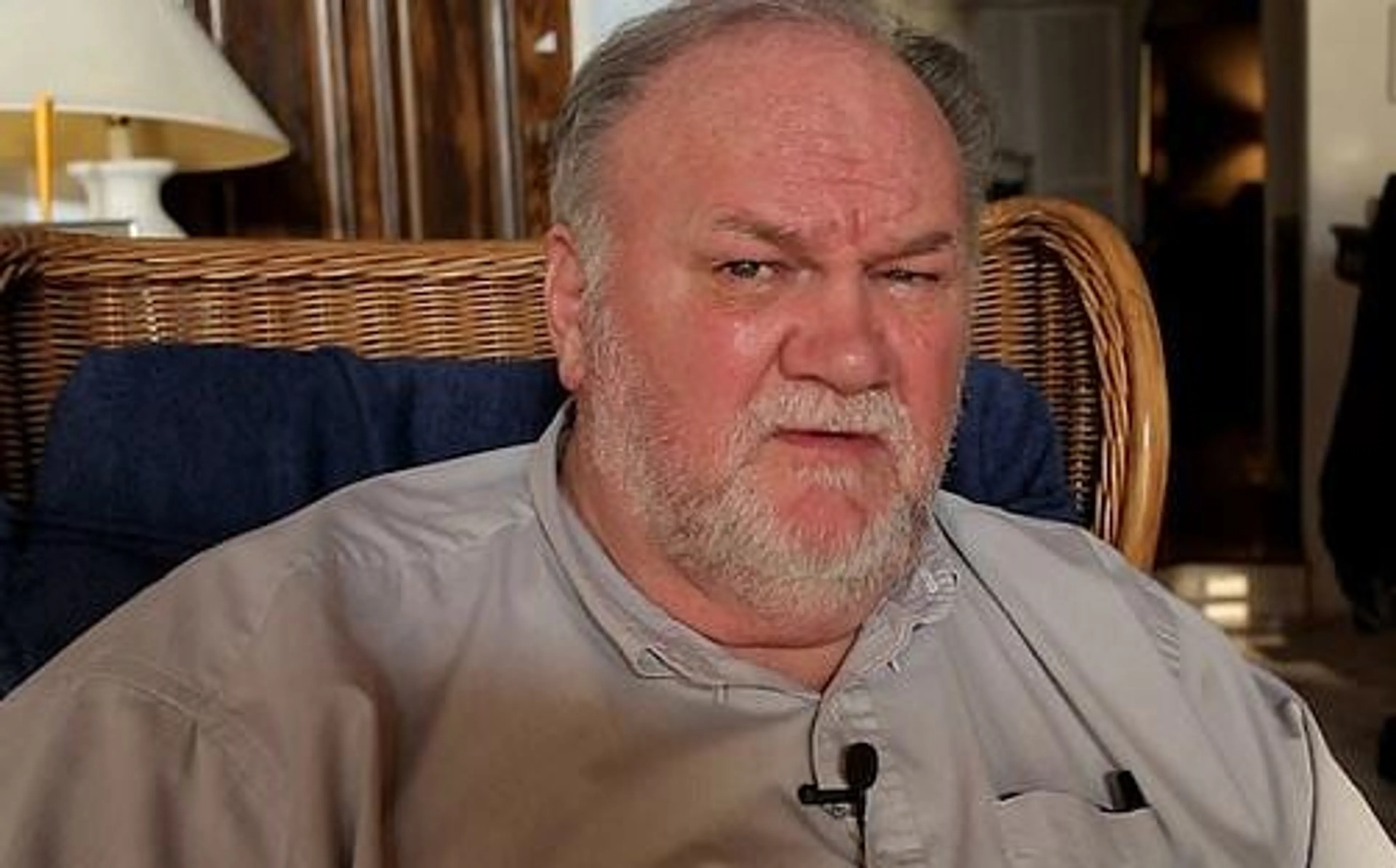 Thomas Markle haalt weer keihard uit naar zijn dochter Meghan en schoonzoon Harry!