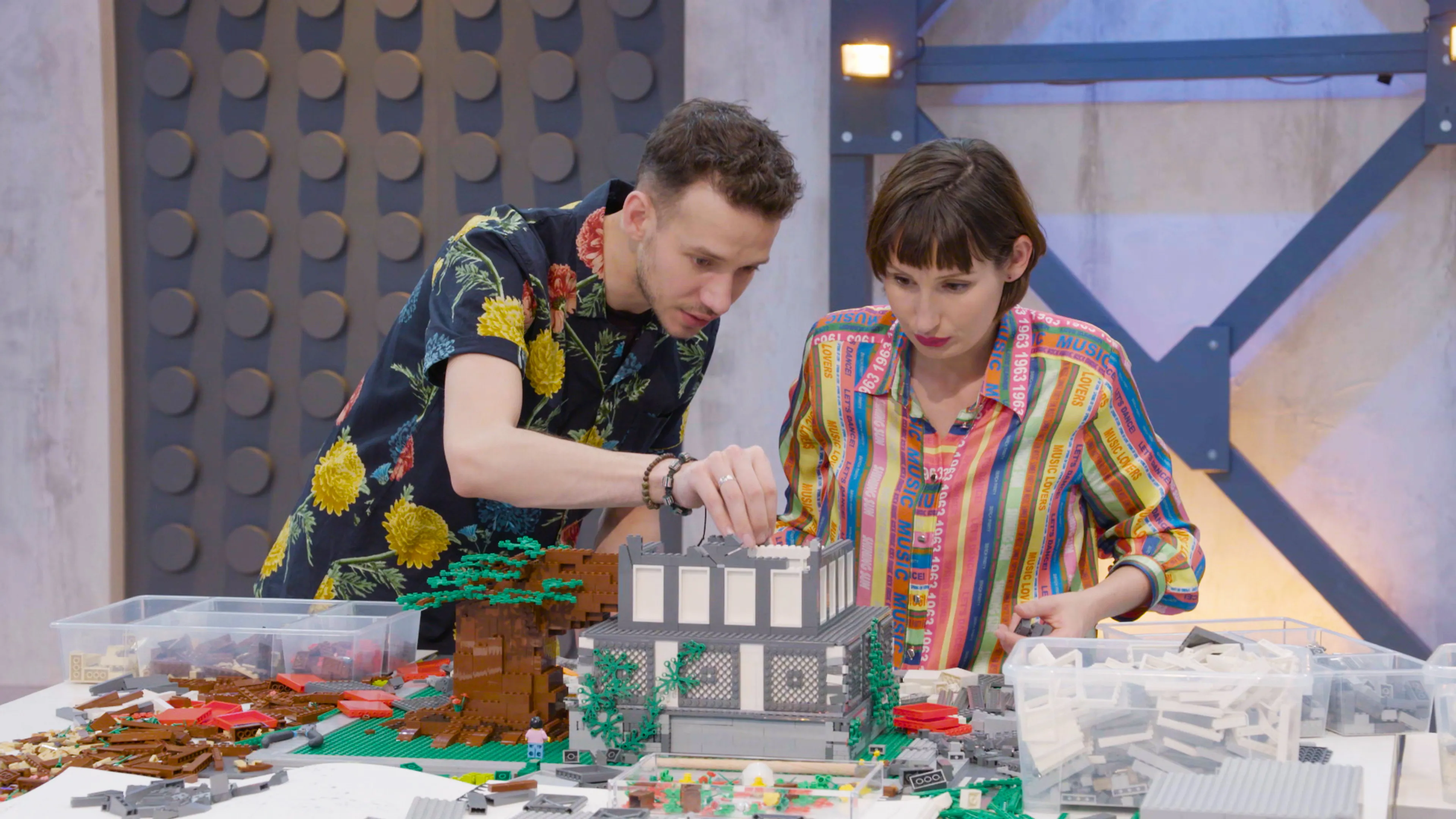 Kijkers vol verbazing na bloedstollende finale Lego Masters