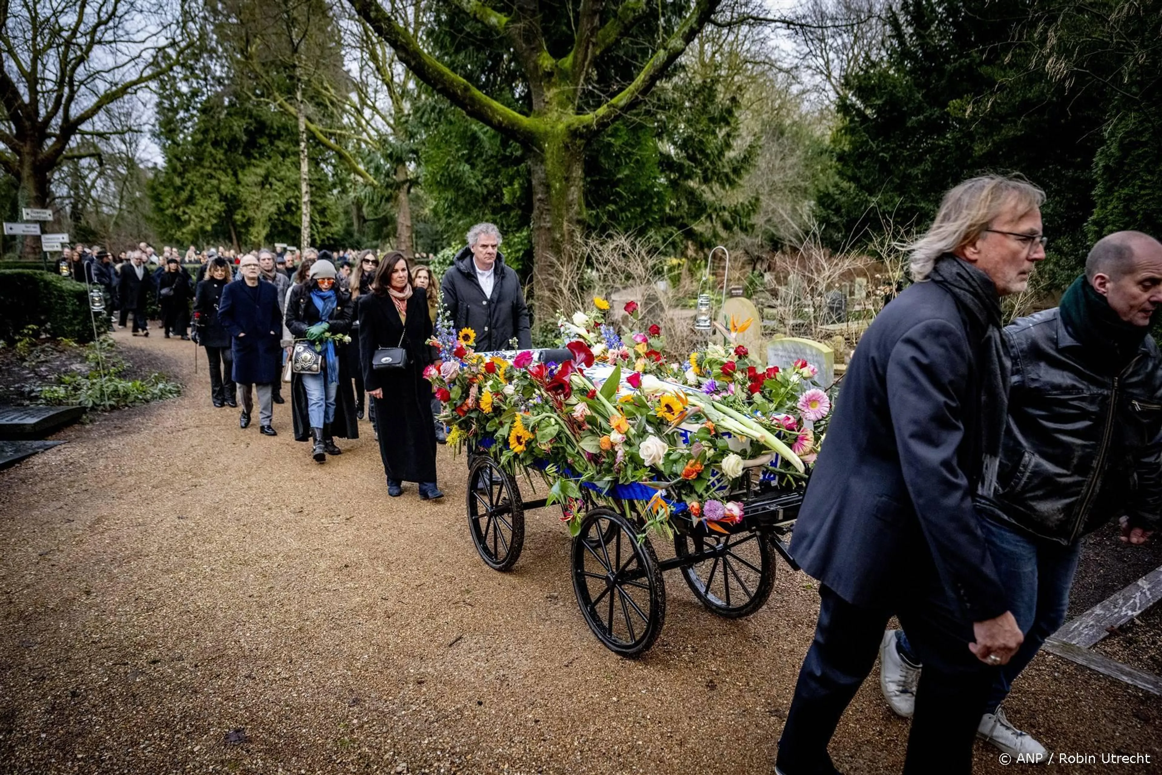 Familie en vrienden nemen afscheid van Manuëla Kemp