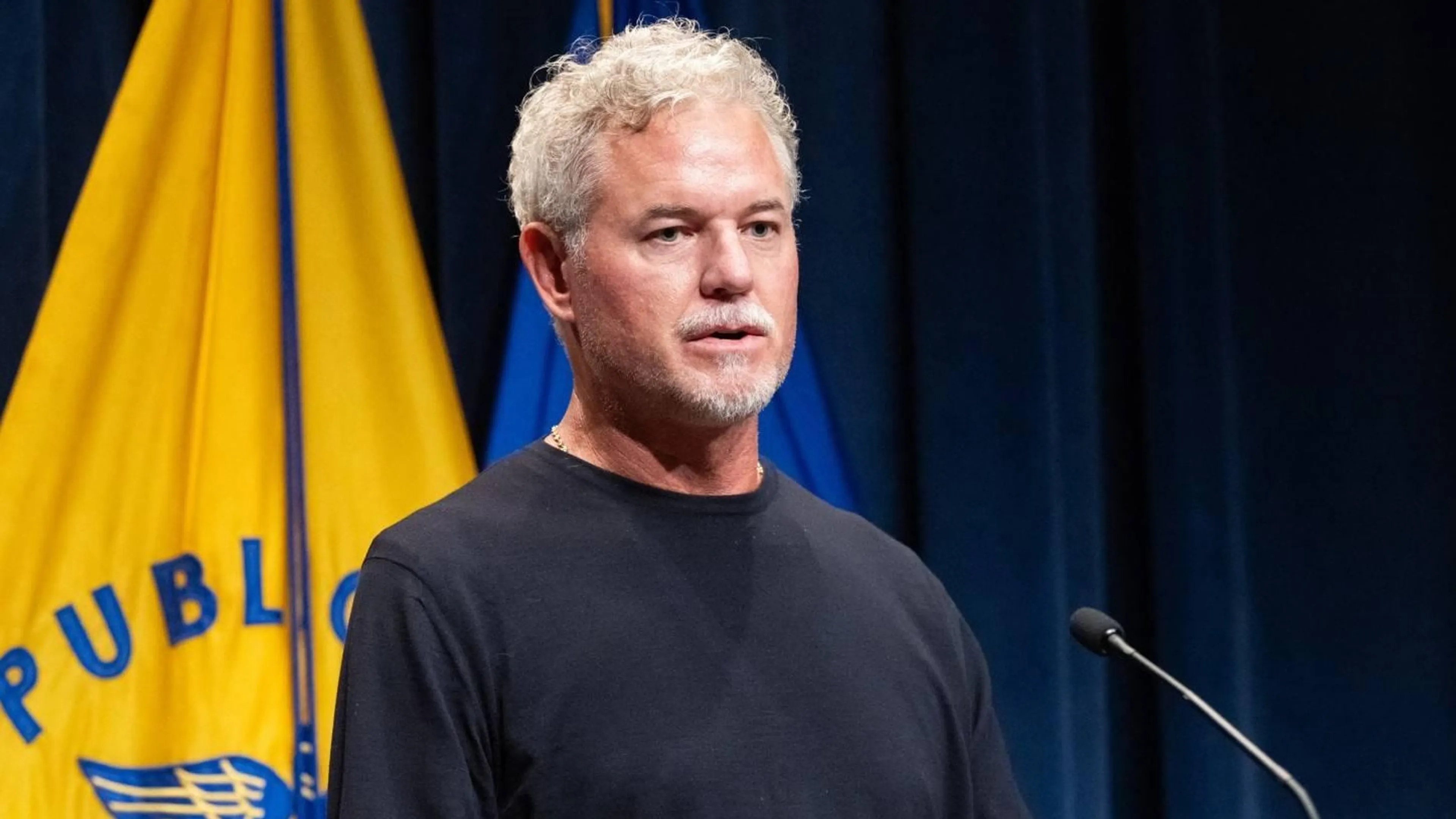 Bakken met geld ingezameld voor nabestaanden acteur Eric Dane