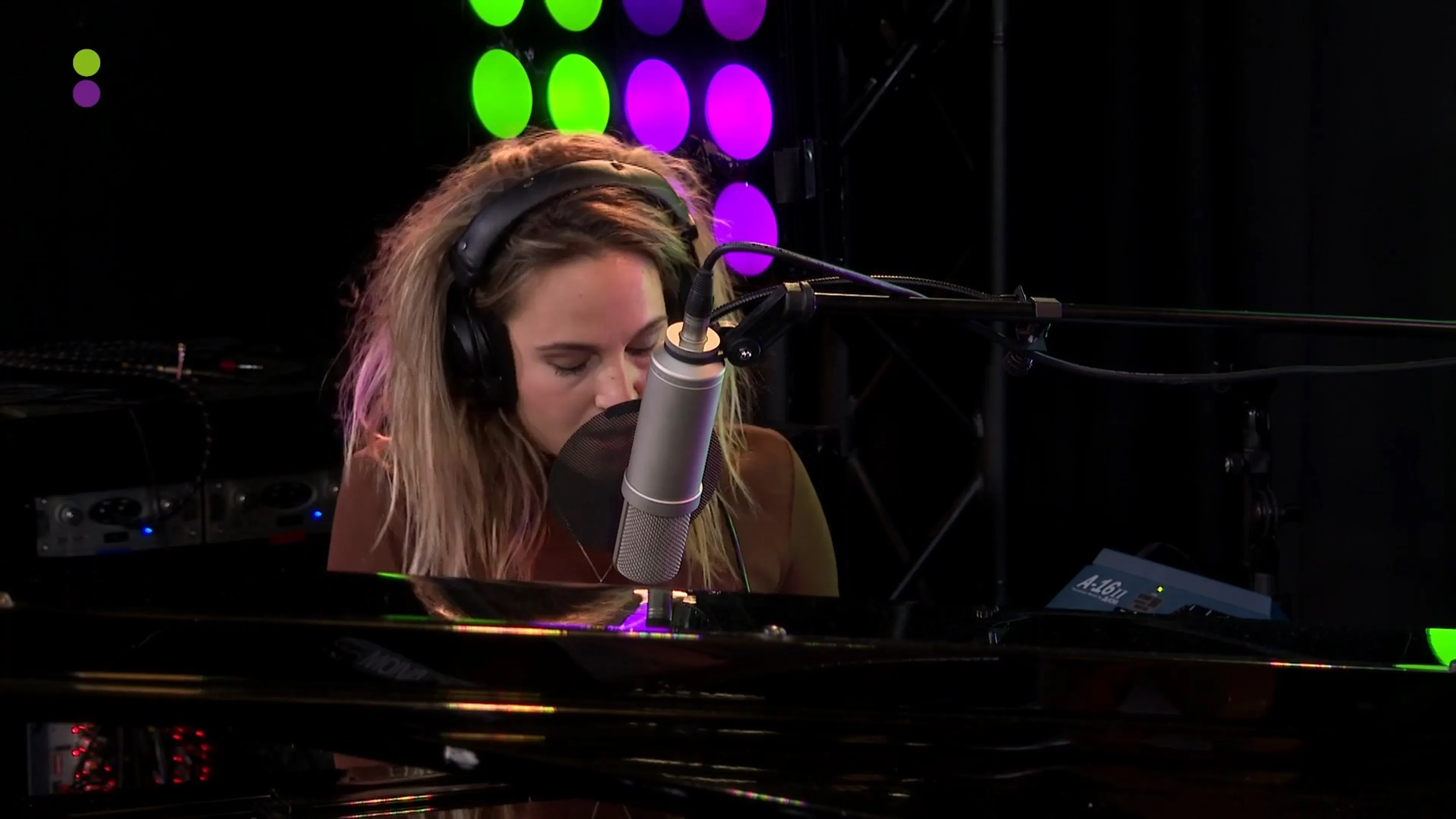 Krystl brengt ons terug naar de 10's met Bottles! (Radio 538)