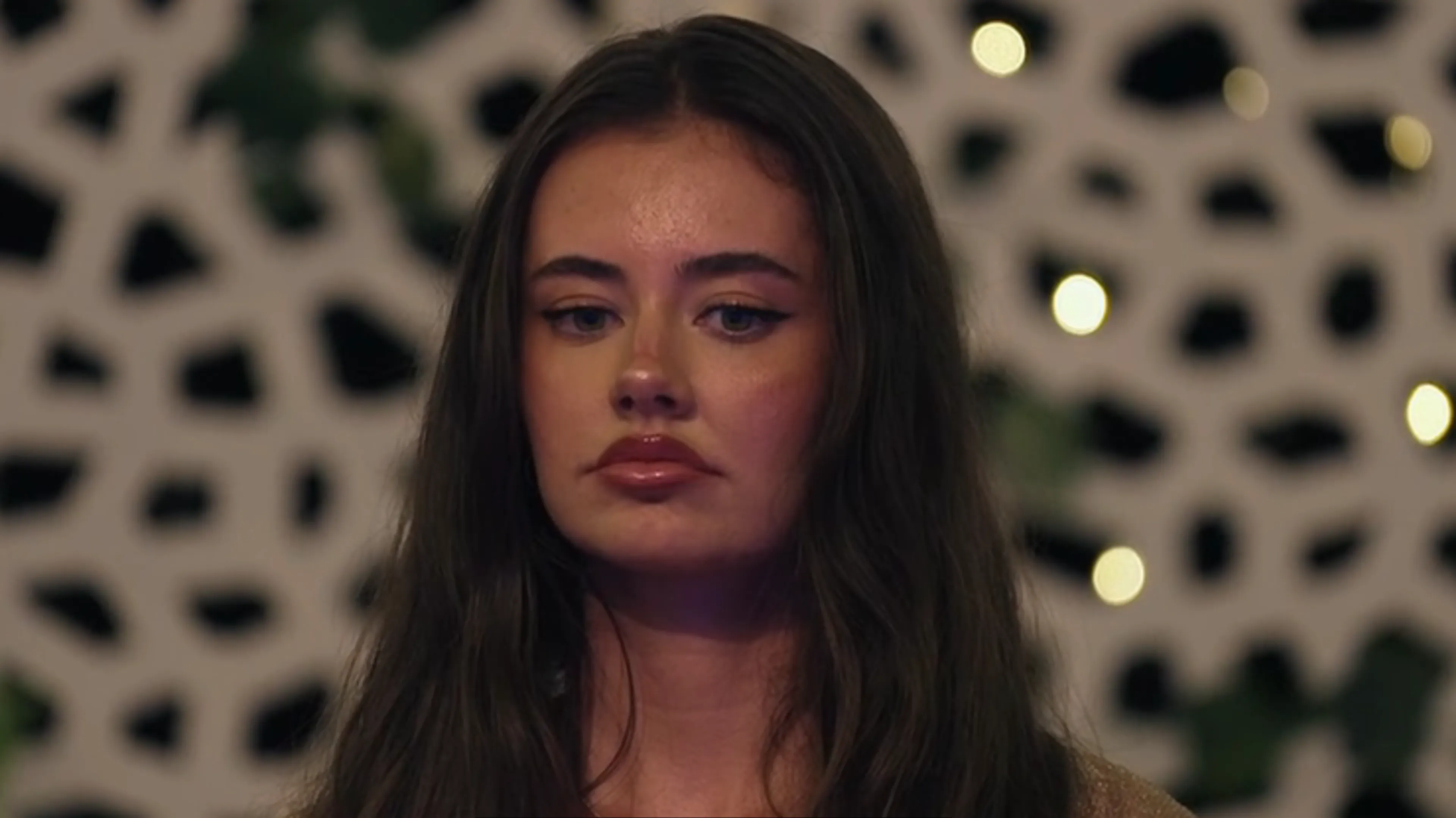Love Island-Christina afgevuurd door overmatig praten in Engels: 'Mega irritant'