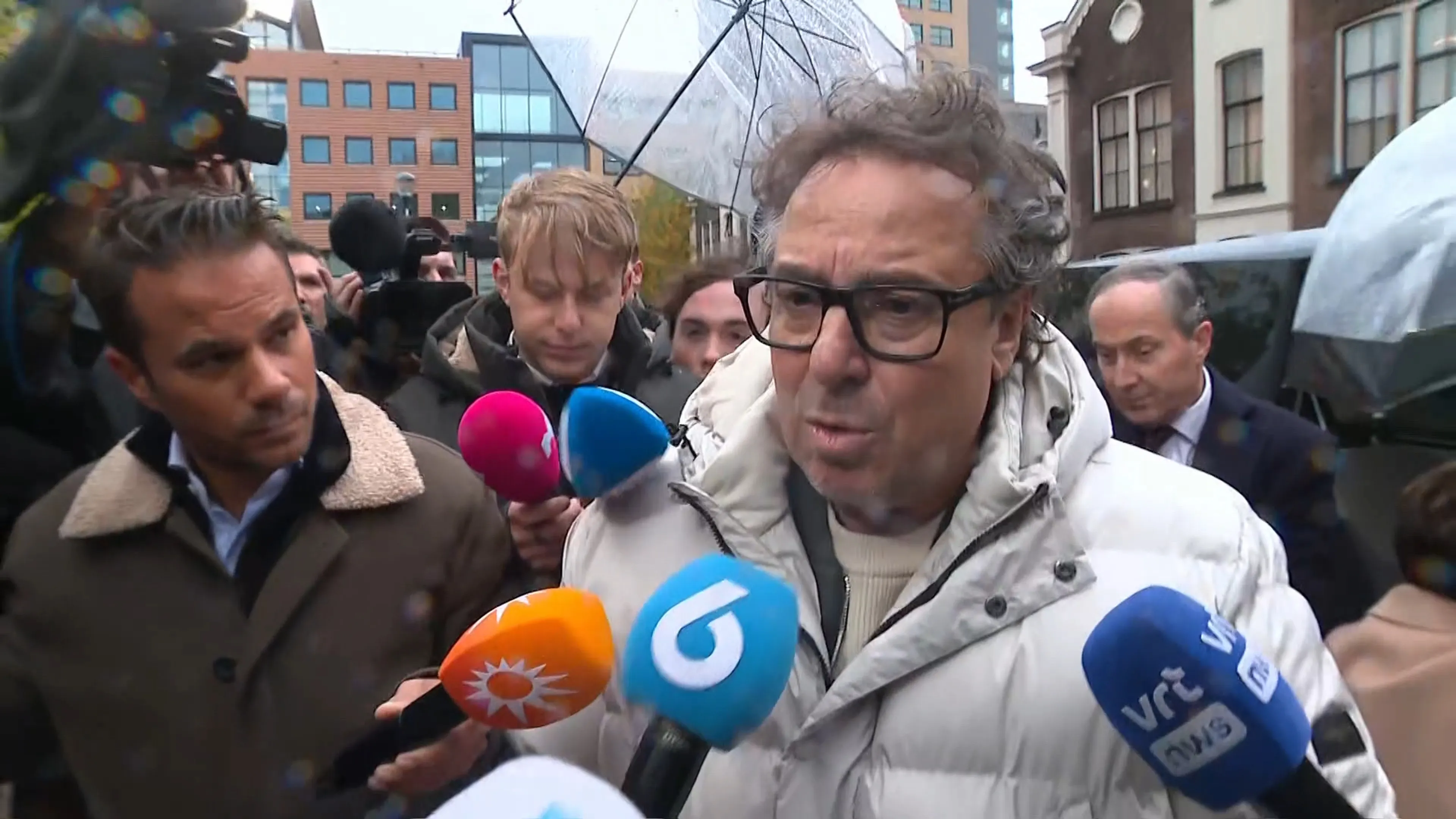 Marco Borsato bij rechtbank: blij dat ik vandaag verhaal kan doen