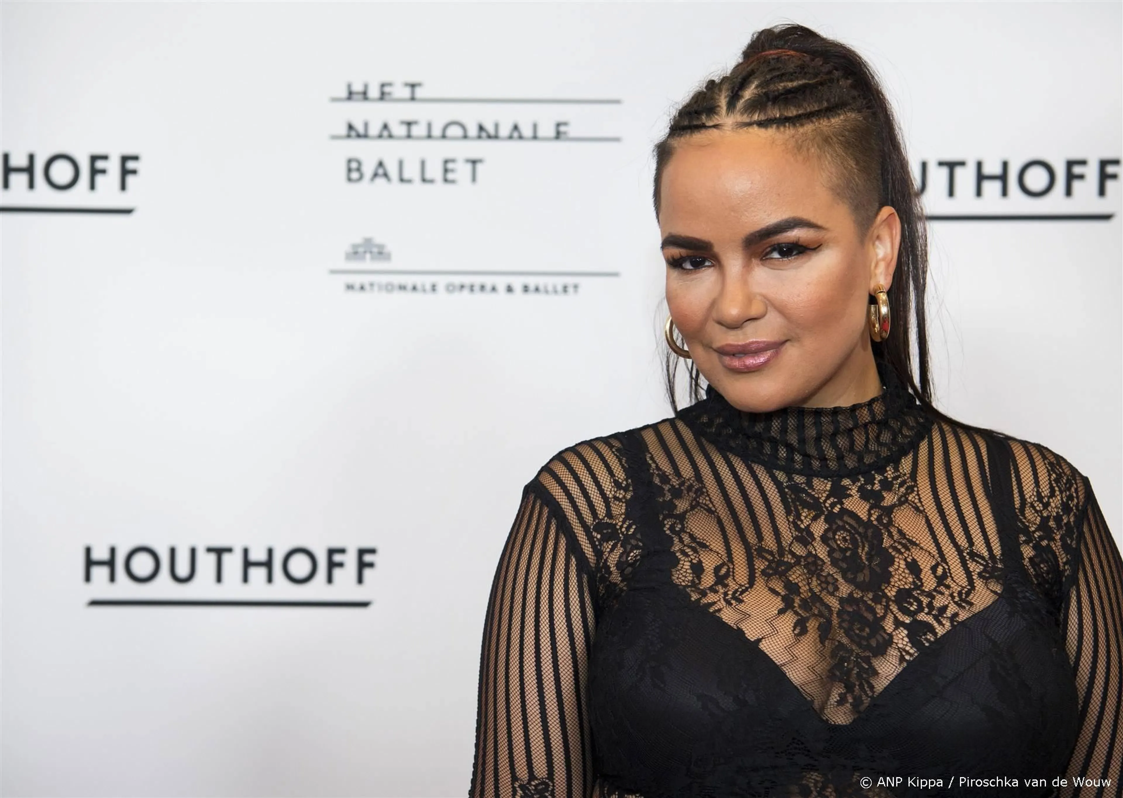 Eva Simons openhartig over trieste gebeurtenis