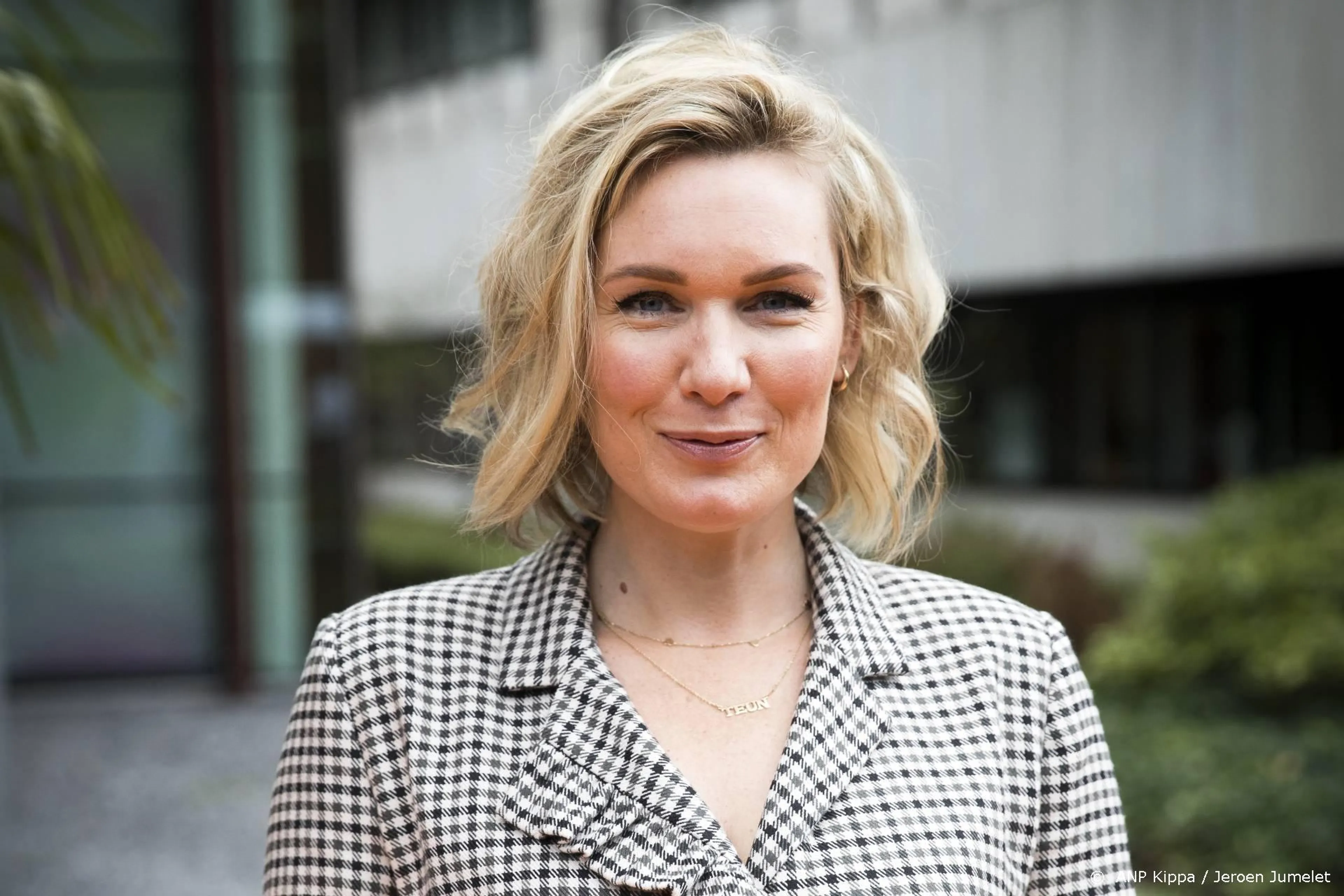 Marlijn Weerdenburg geeft collega's moedermelk cadeau