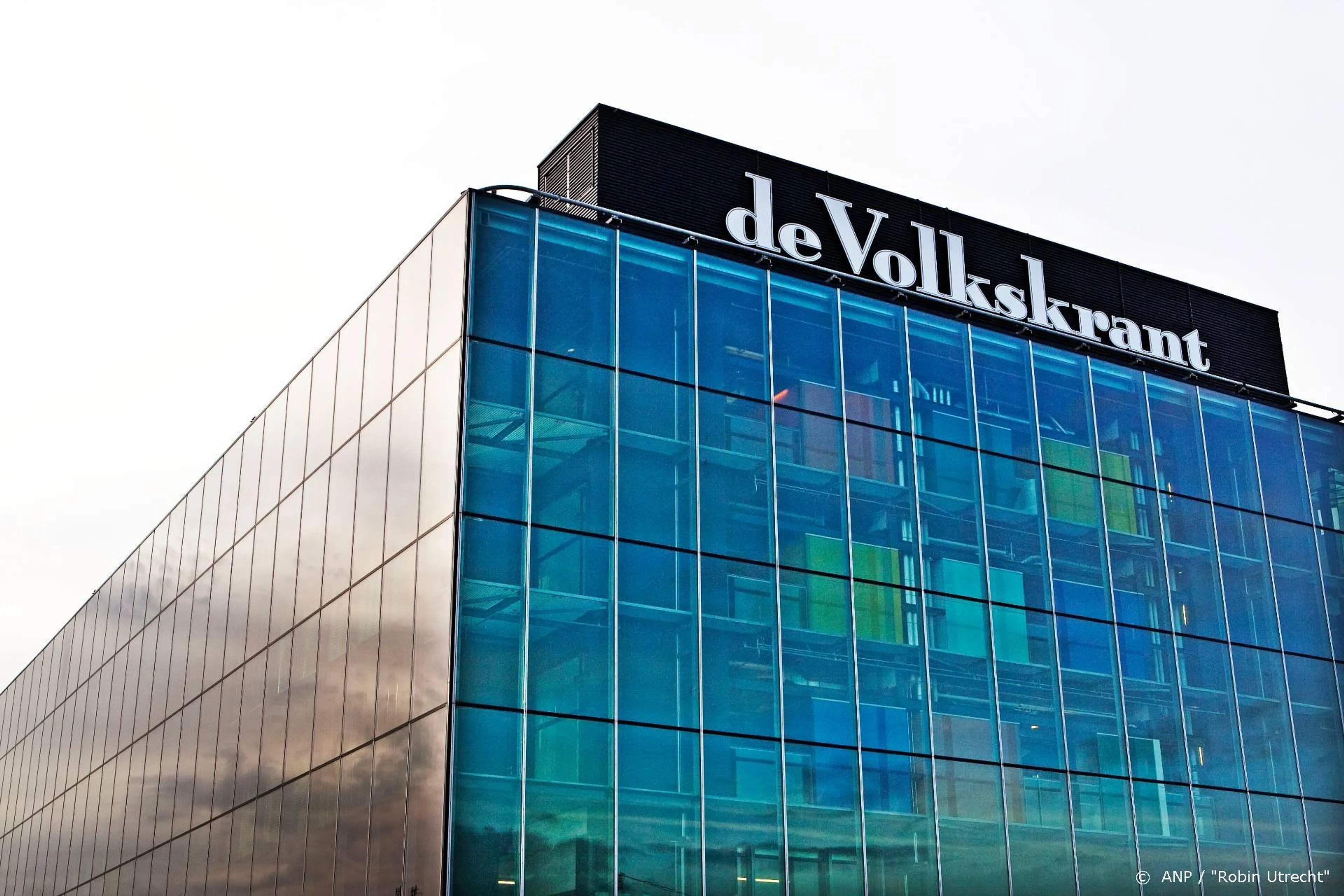 Volkskrant bevestigt dat redacteur op non-actief is gesteld