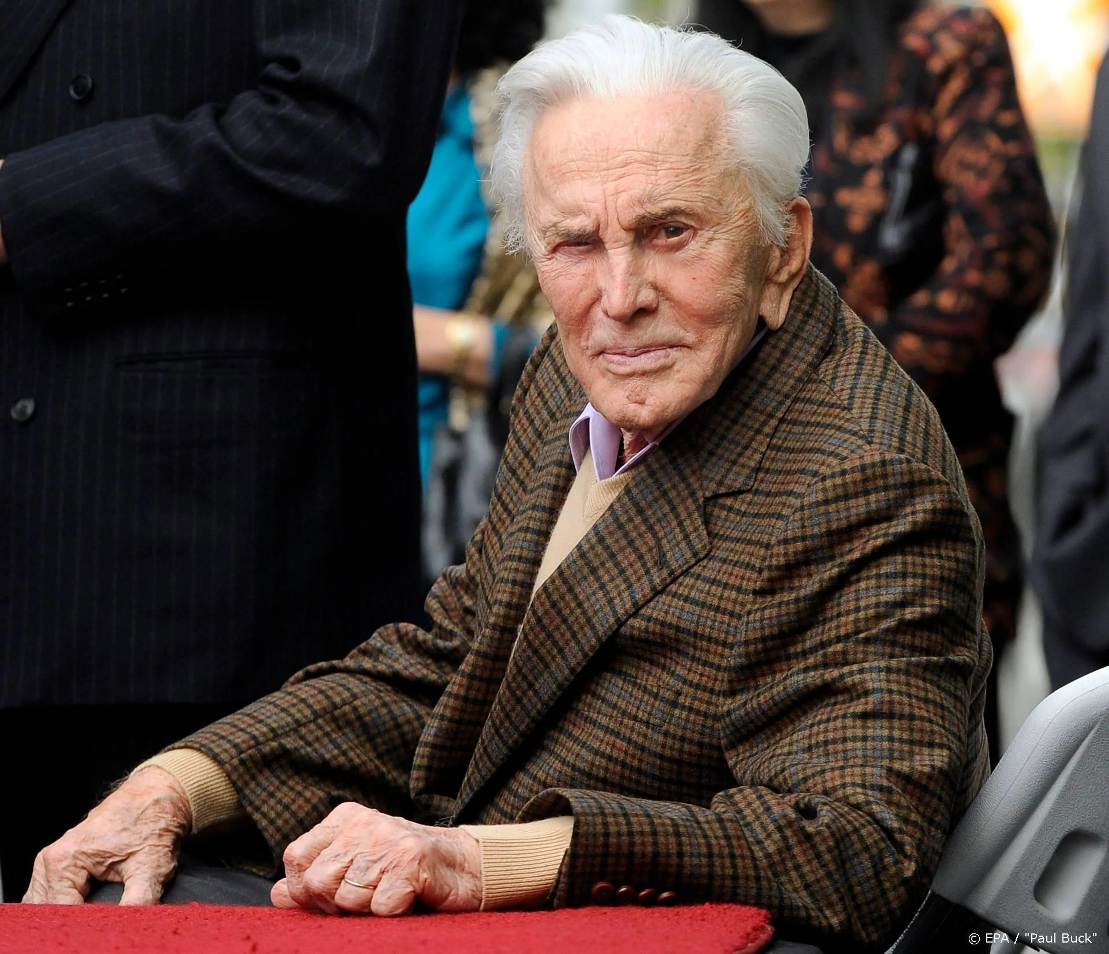 Nabestaanden Kirk Douglas dankbaar voor vele medeleven