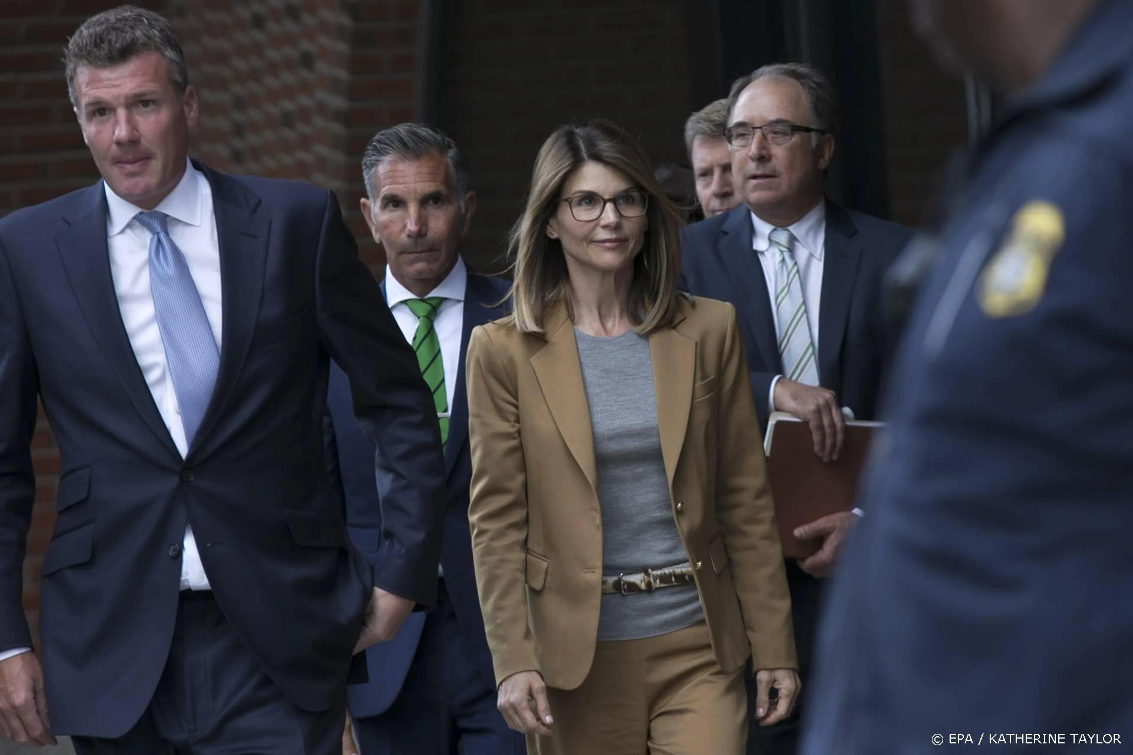 Echtgenoot Lori Loughlin vrijgelaten