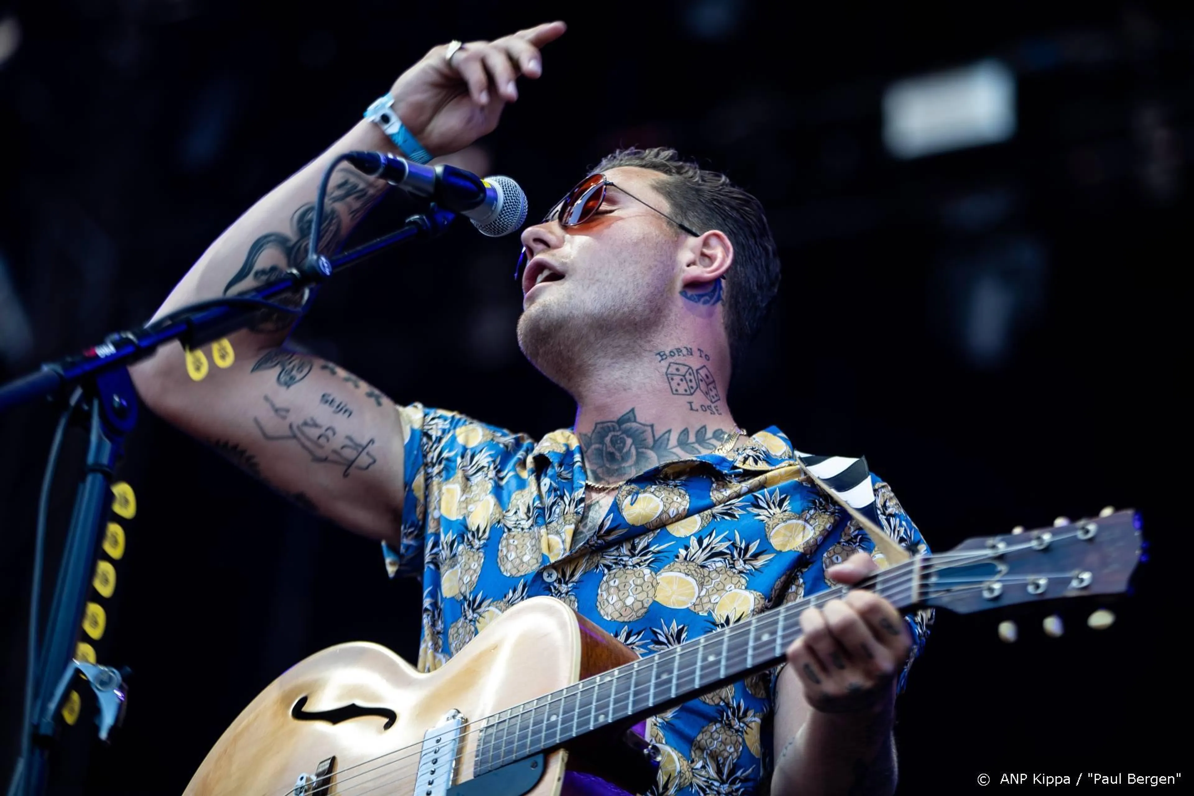 Douwe Bob geeft openluchtconcert op Terschelling