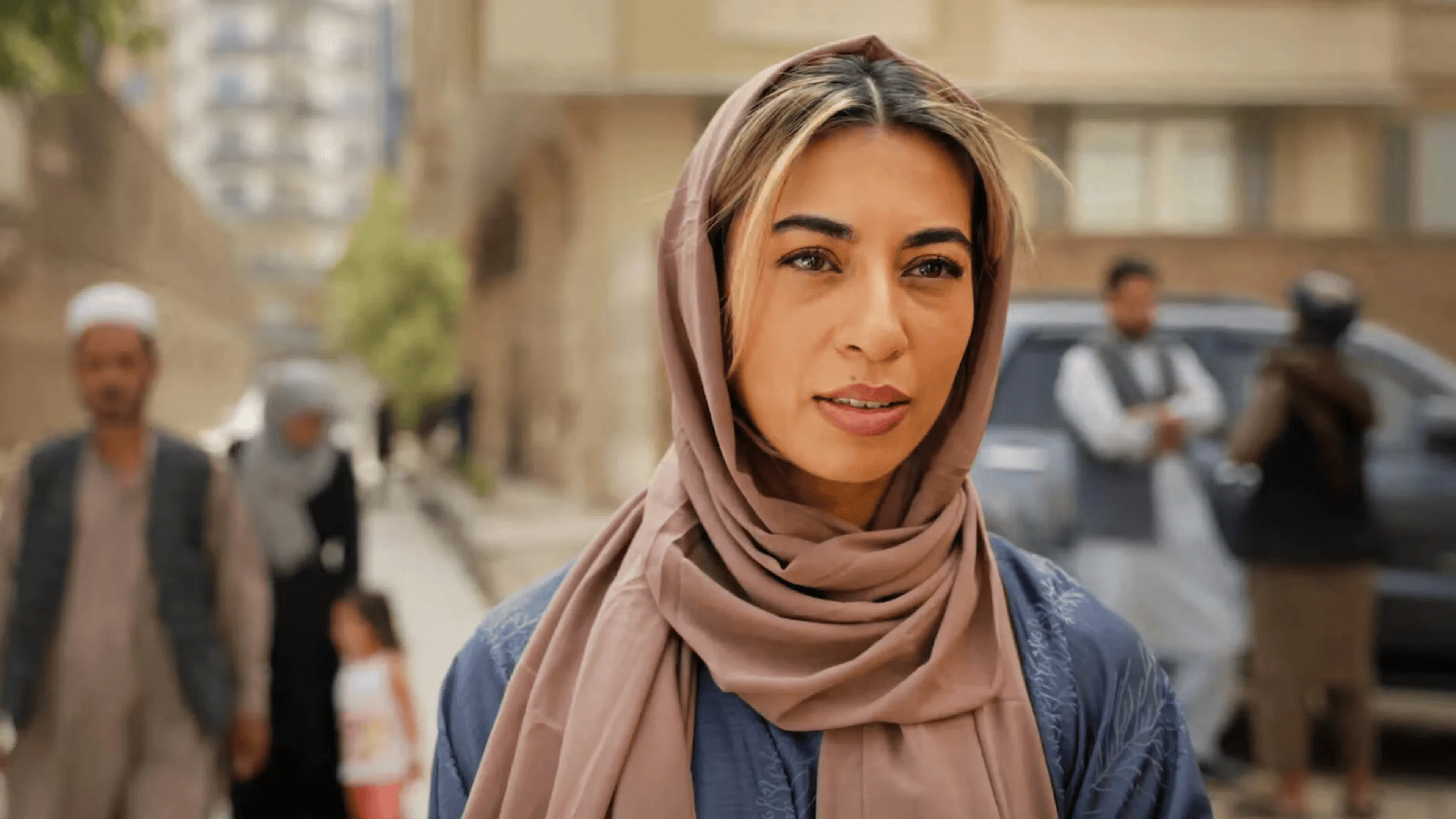 Hila Noorzai reageert verslagen op offline halen docu: 'Speculaties onwaar'
