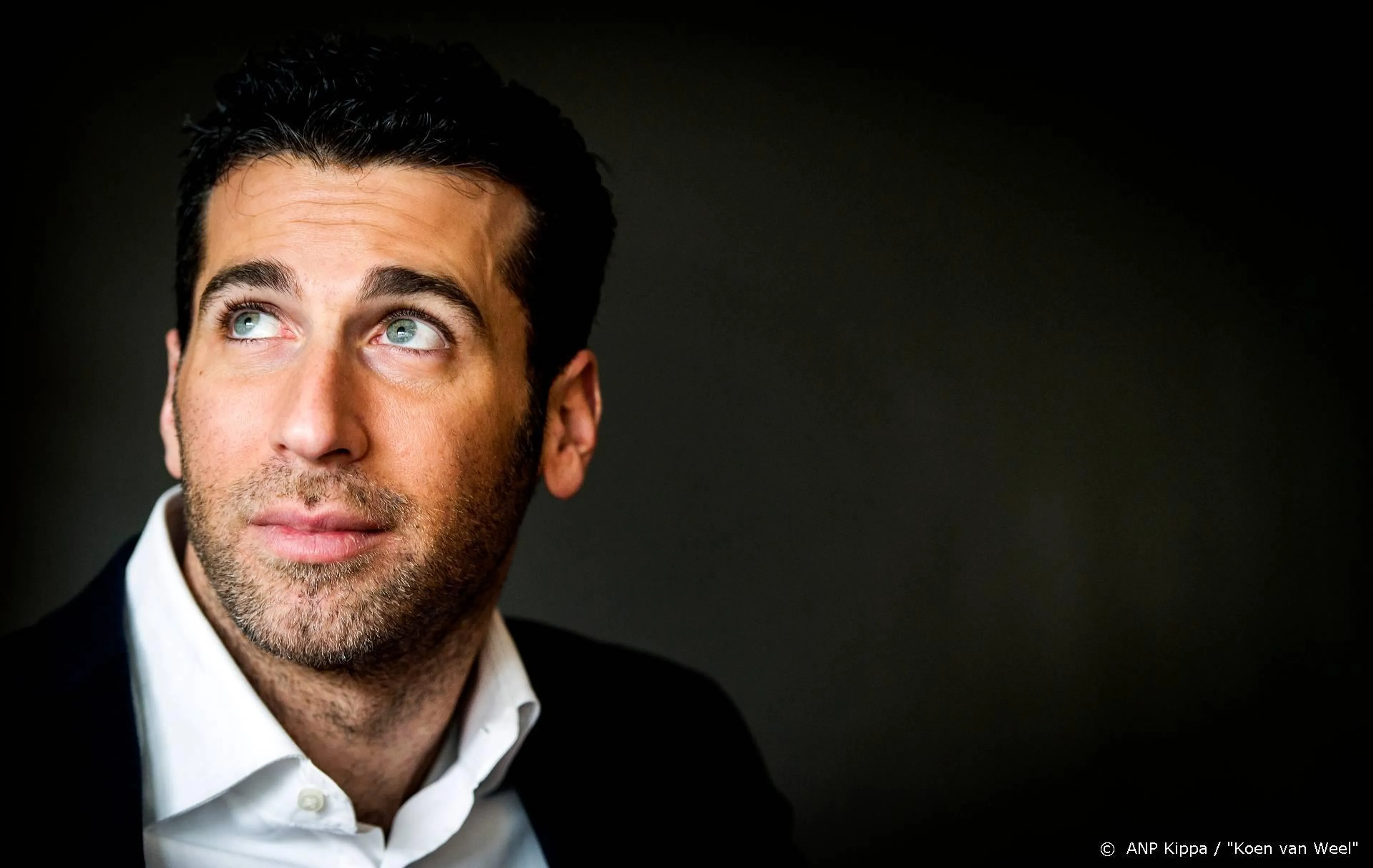 Weduwe Marc de Hond houdt zich vast aan kinderen