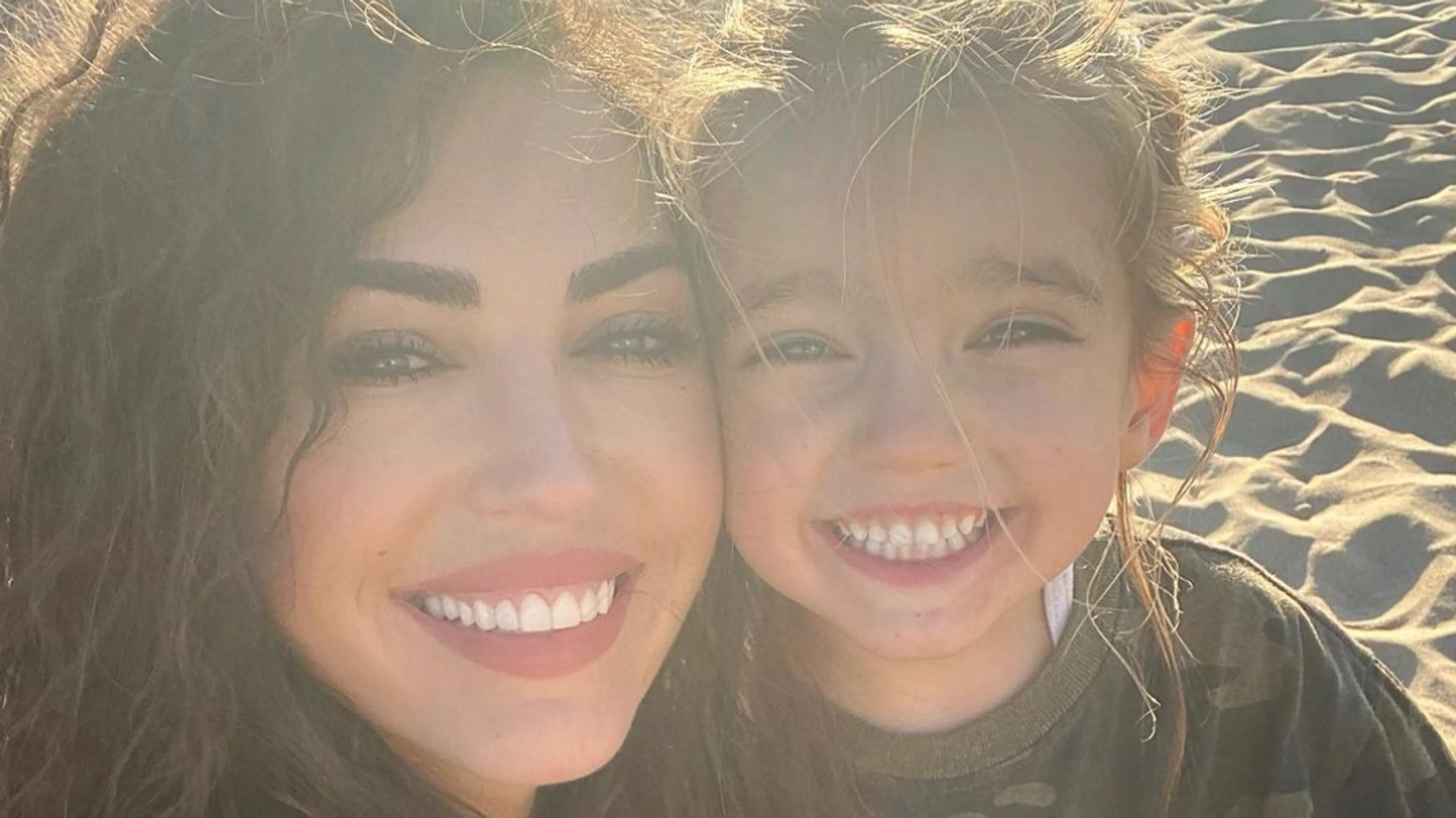Yolanthe Cabau ontroerd door prachtig gebaar Xess Xava