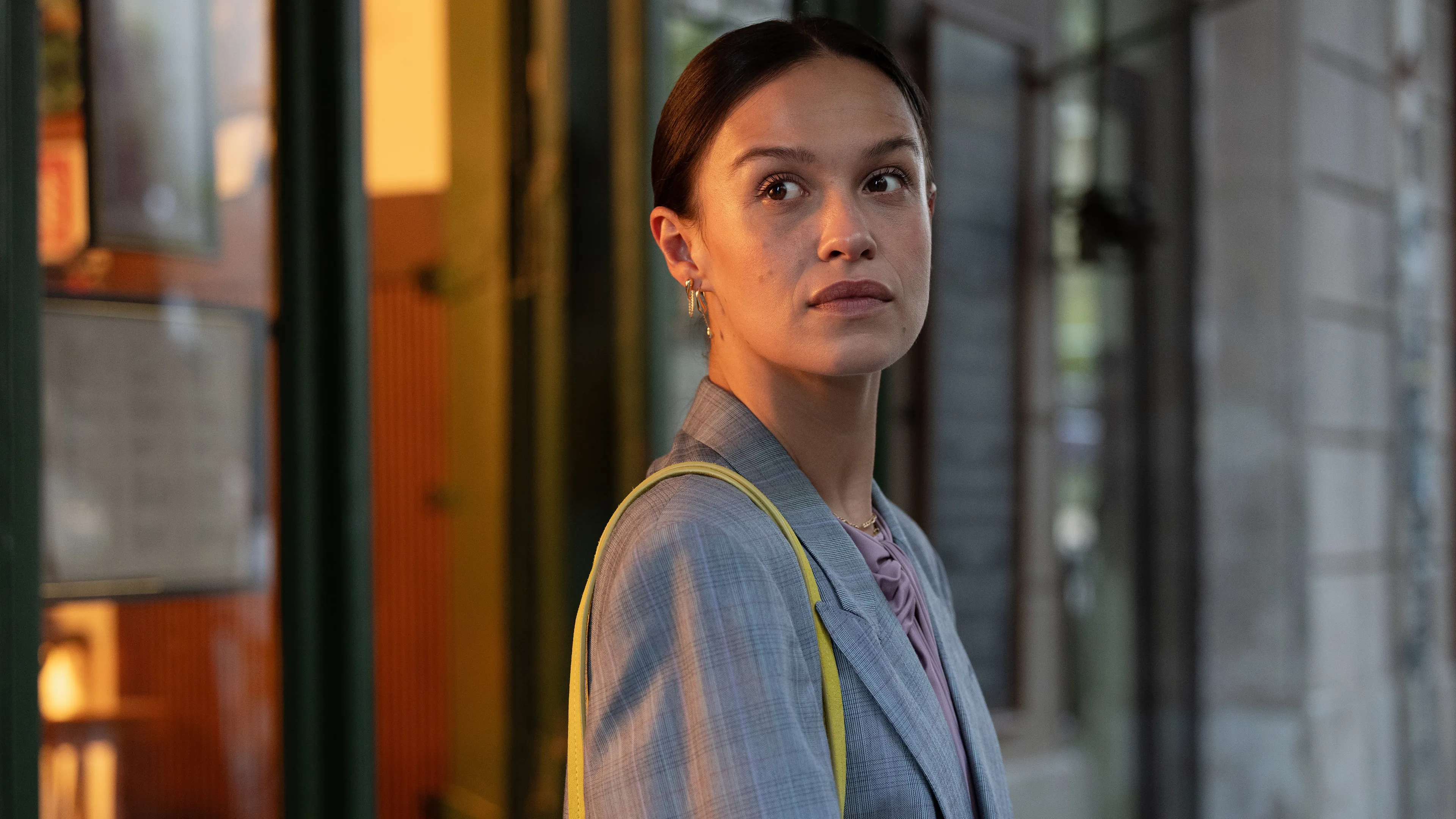 Nieuwe Spaanse serie Holly Mae Brood krijgt internationale sterrencast