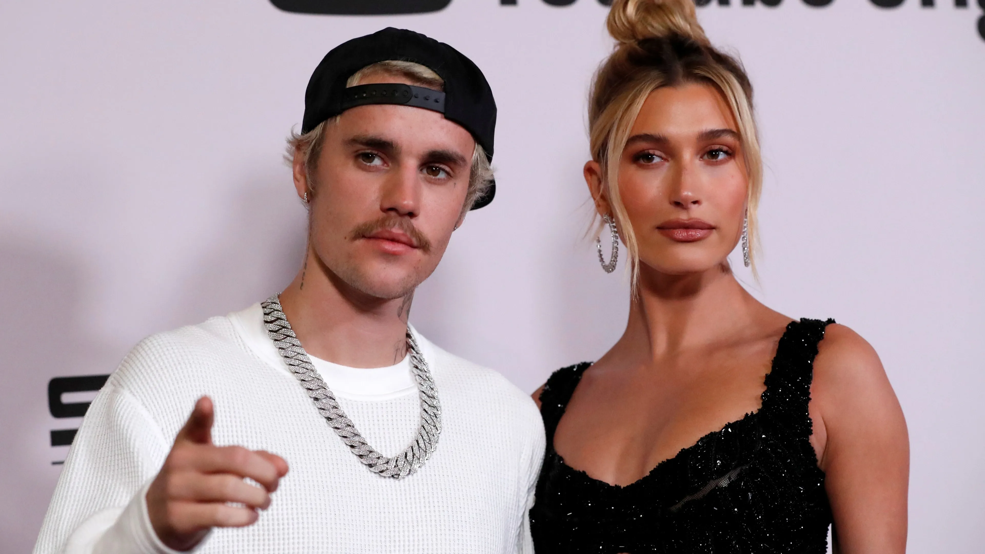 Hailey Bieber reageert op mishandeling geruchten: 'Het is het compleet tegenovergestelde'