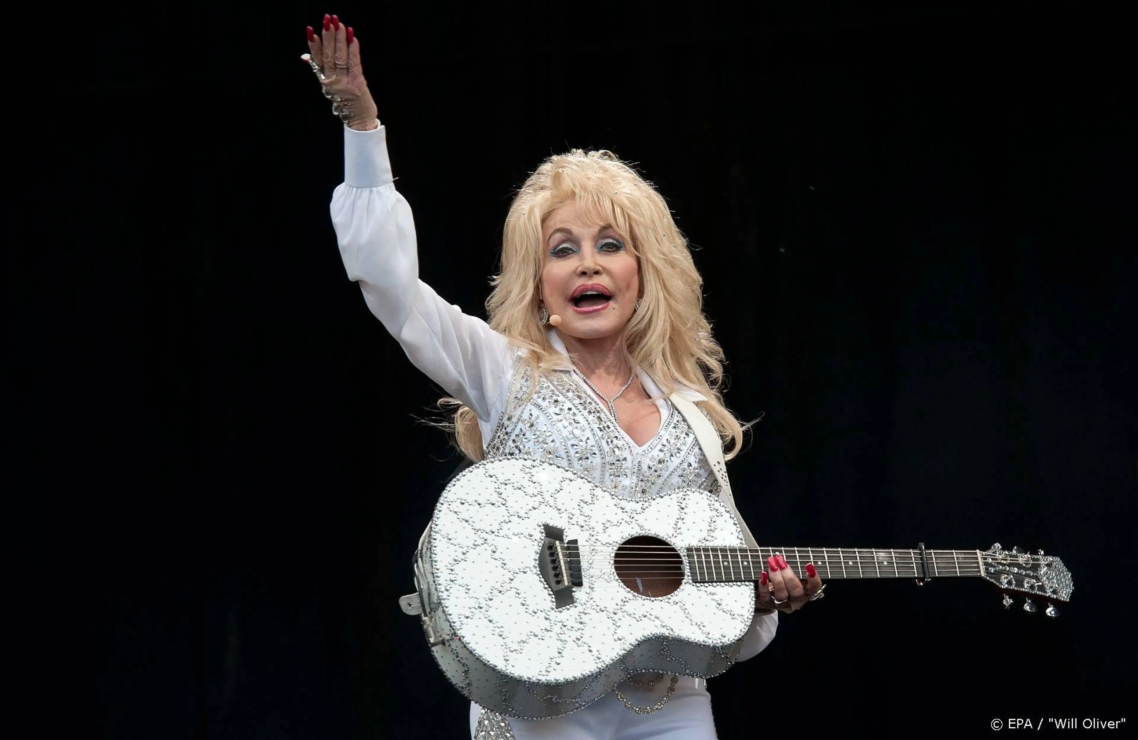 3500 mensen tekenden al petitie voor standbeeld Dolly Parton