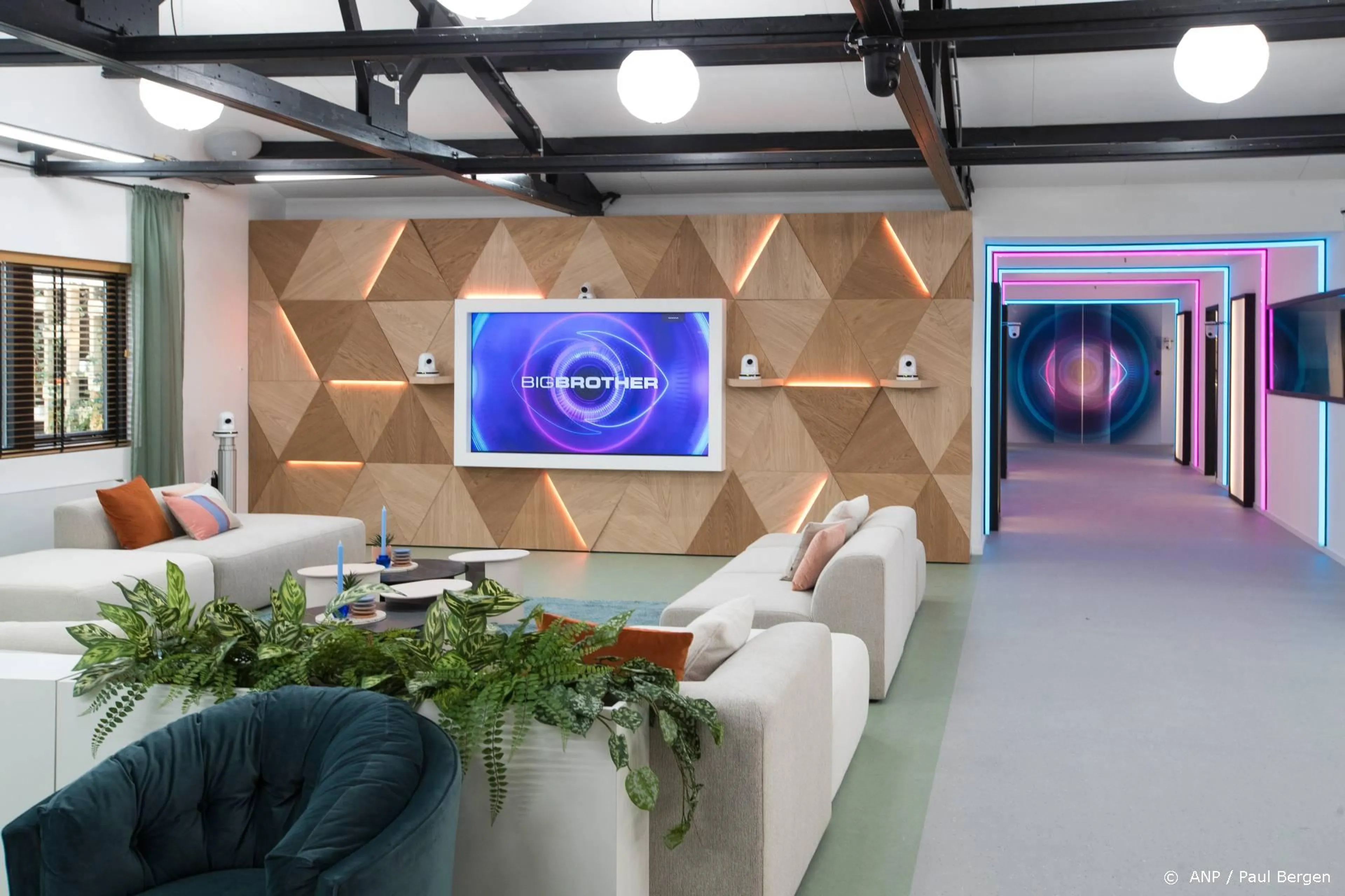 Big Brother is terug: hopelijk komt m'n blote kont niet op tv