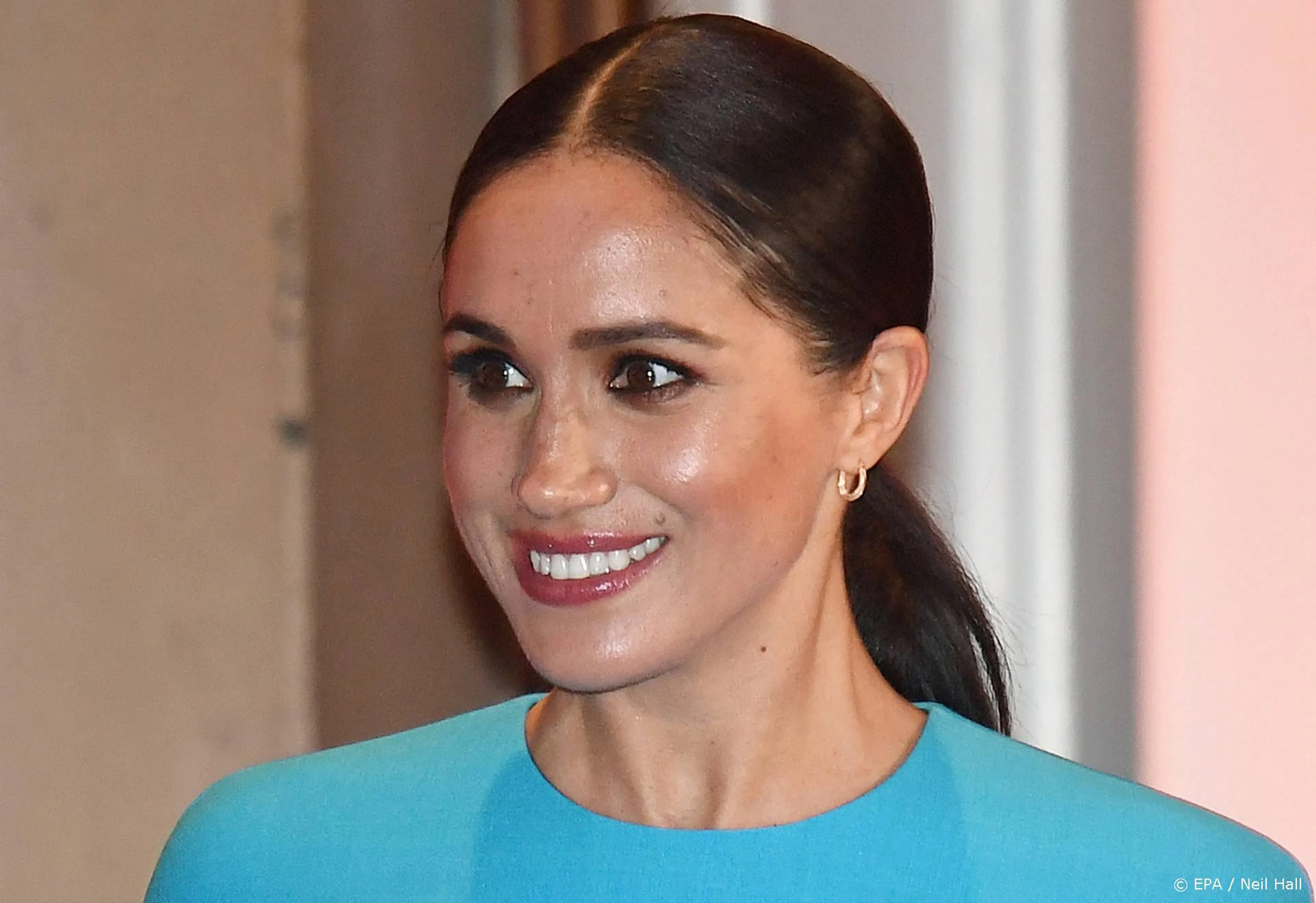 Meghan pompt geld in 'super lattes'