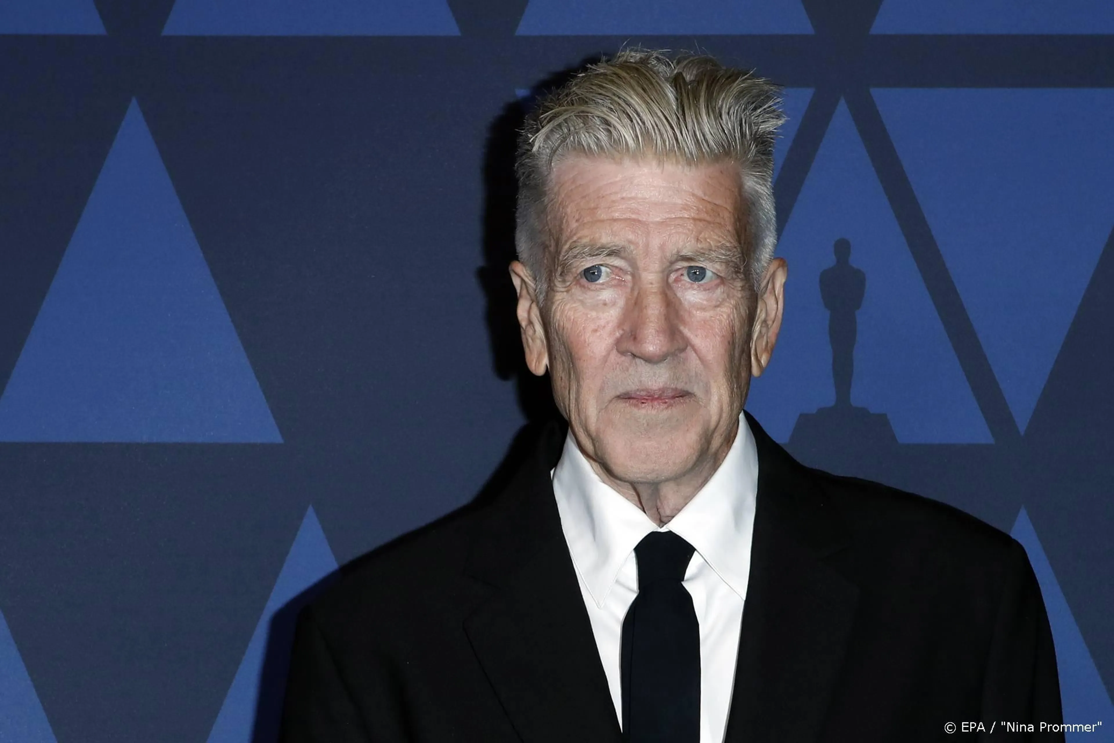 David Lynch geeft gratis meditatiecursussen aan zorgmedewerkers