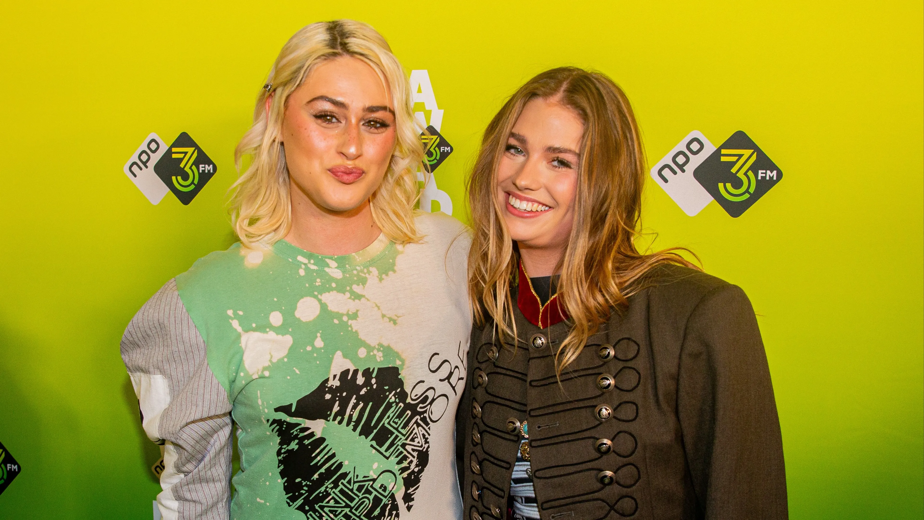 Roxy Dekker en Bente willen samen de studio in