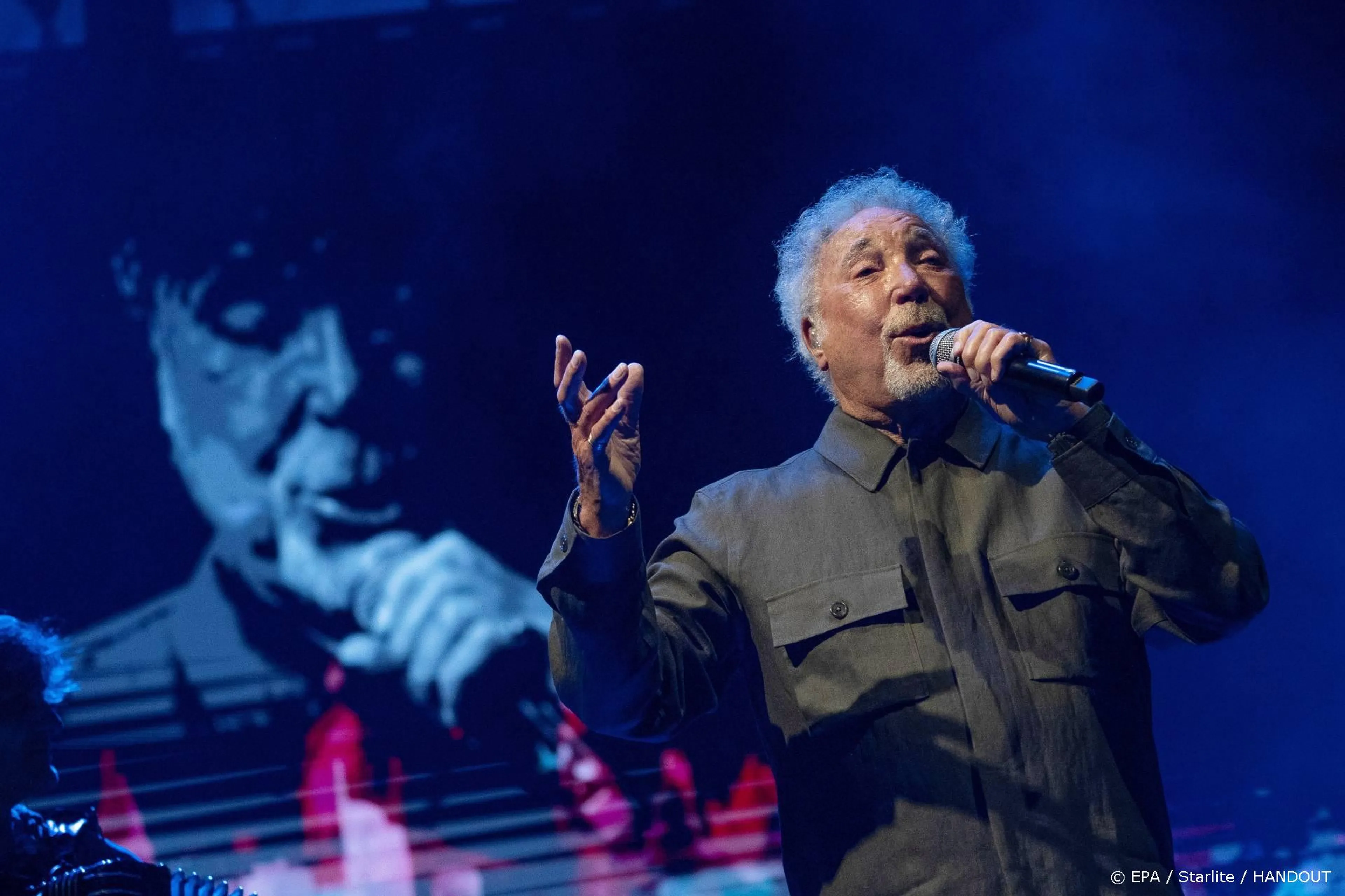 Tom Jones: ik ben helemaal niet in elkaar gezakt
