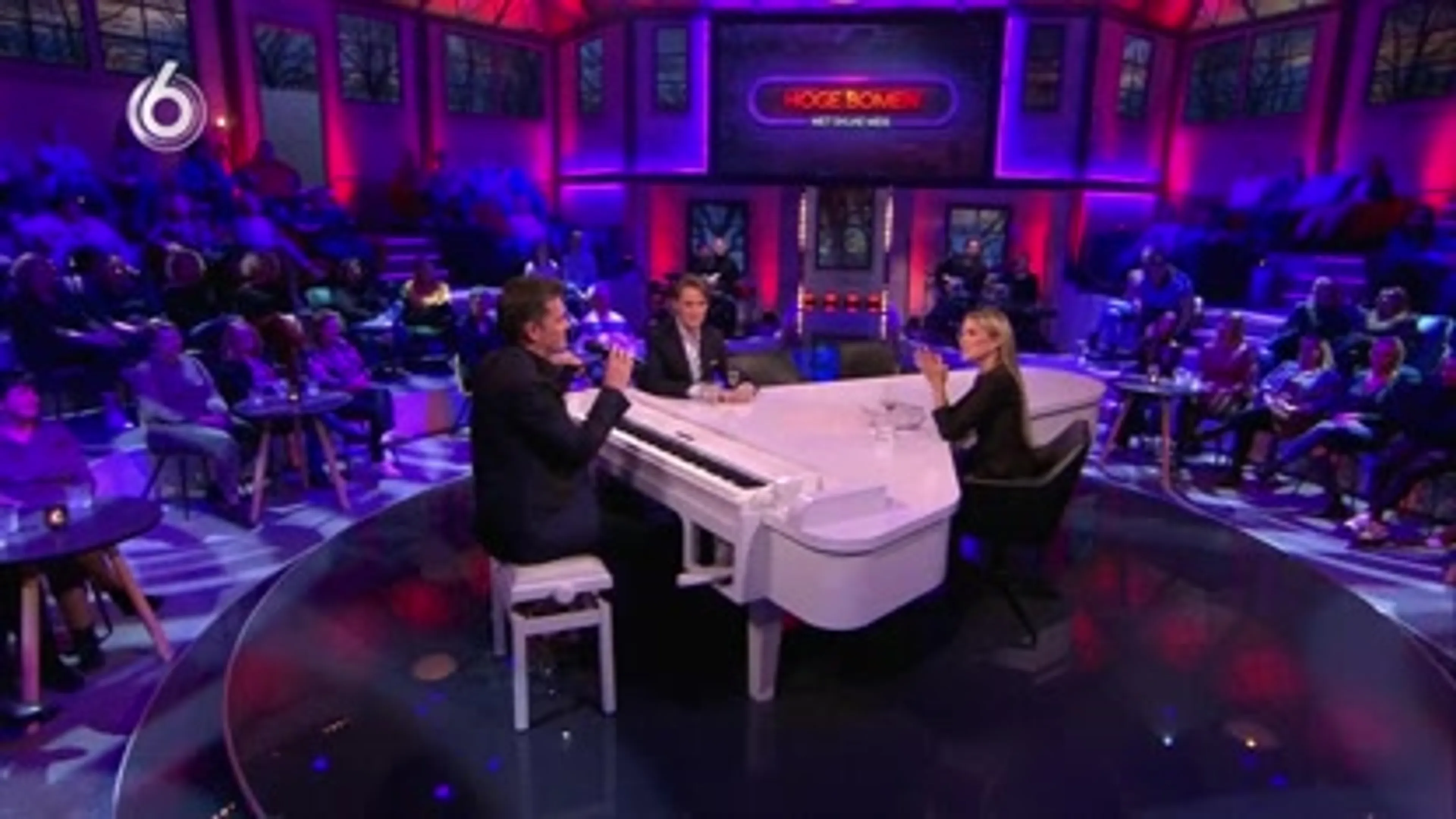ZIEN: Sylvie Meis zingt lied voor Jeroen van der Boom