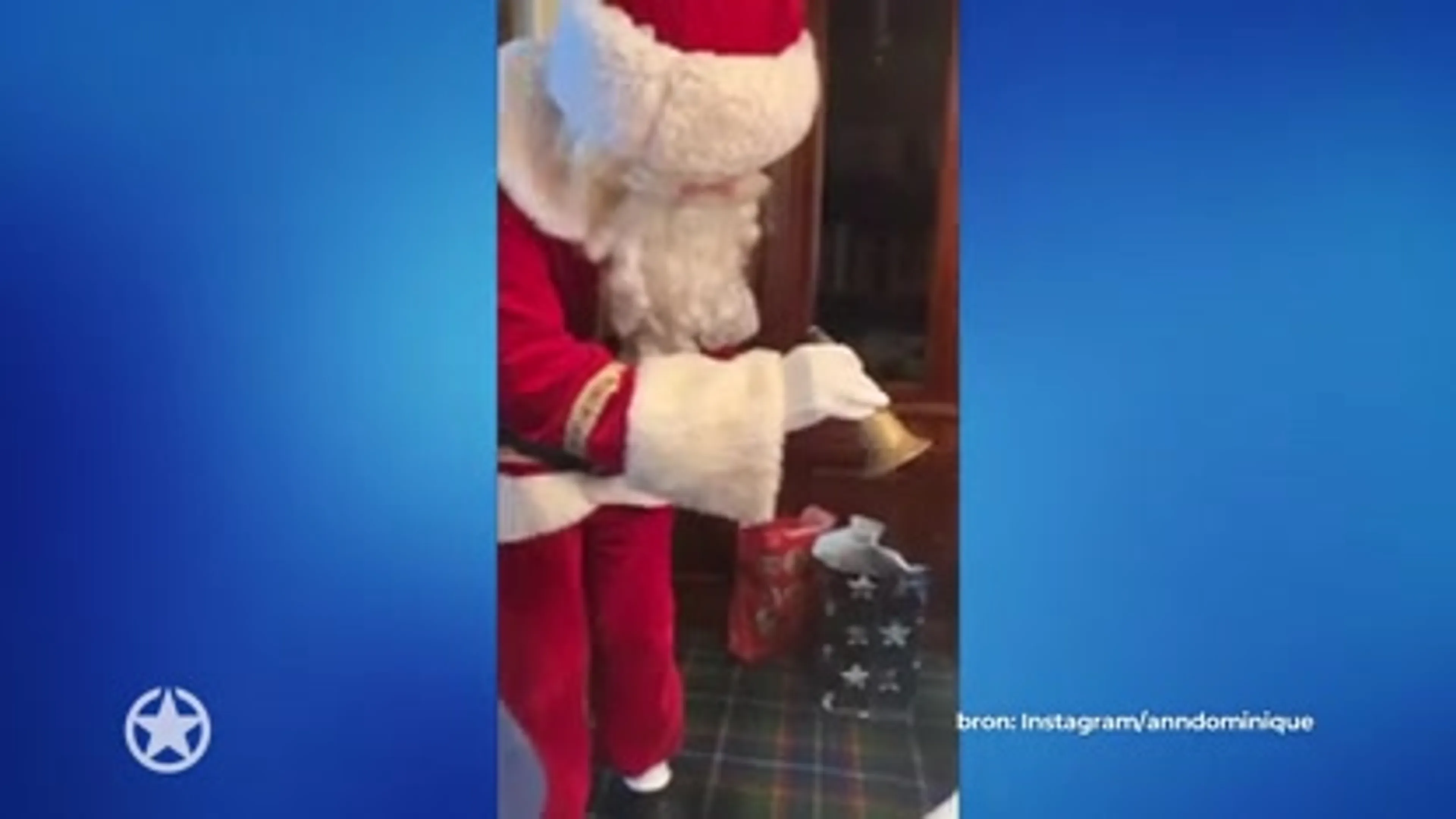 Kleine Fallon Froger ontmoet de kerstman